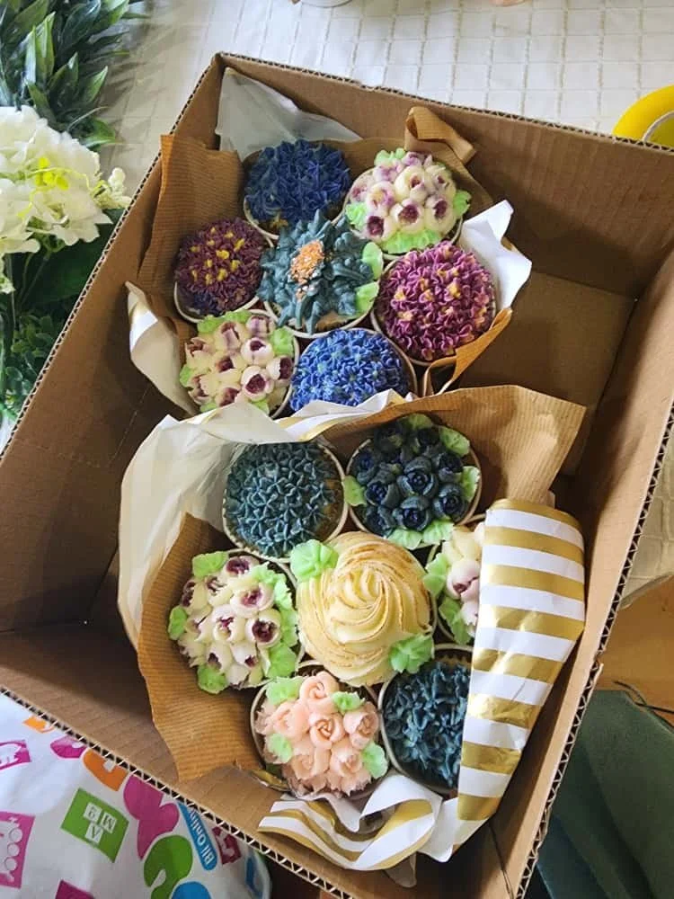 Flower Cupcakes.jpeg