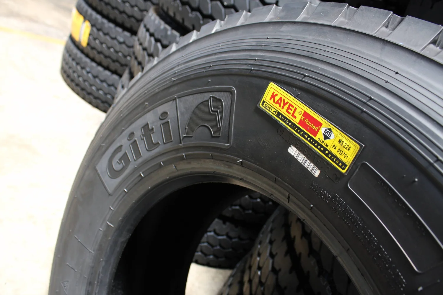 Dealer Services — Kit Loong Commercial Tyre