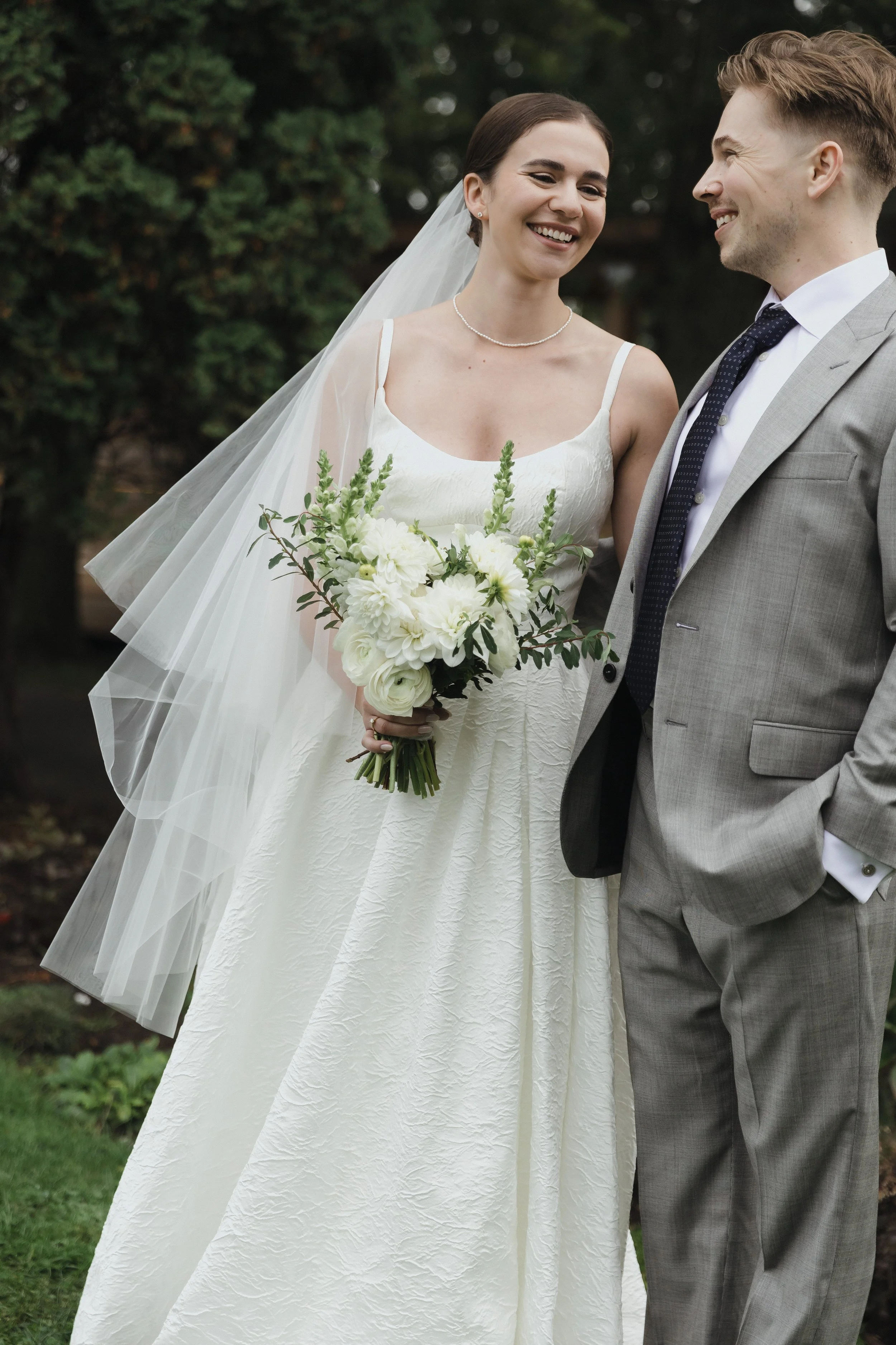 Lili & Jeremy Wedding Preview-10.jpeg