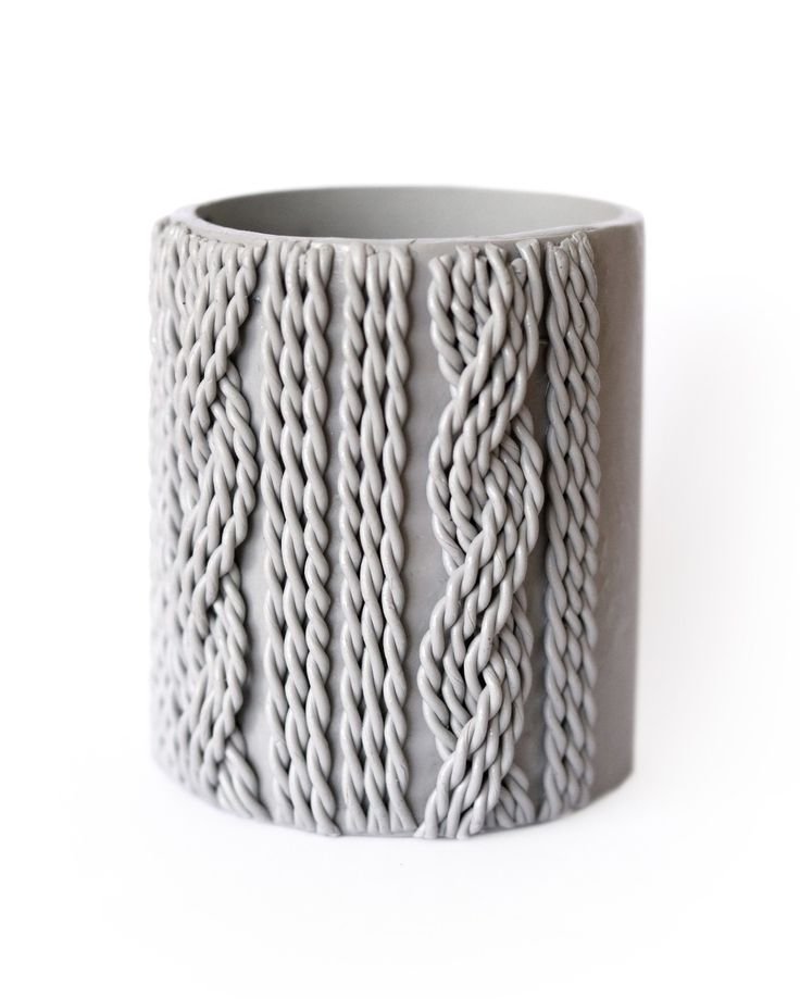 Free Tutorial_ Knitted Flower Pot Cover.jpeg