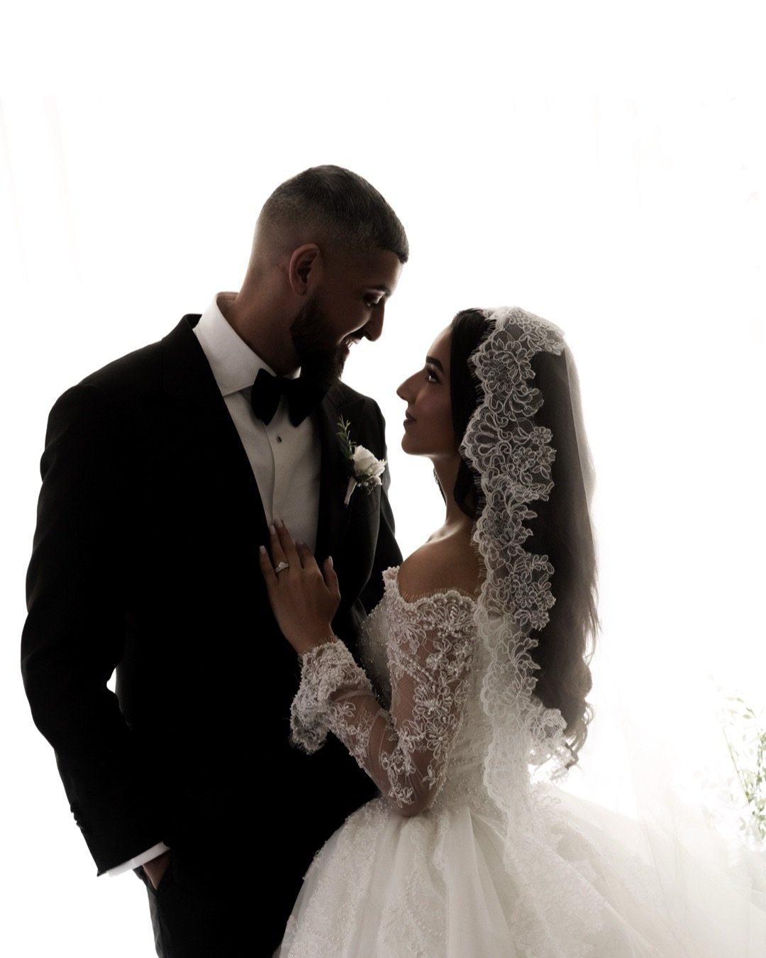 Captured like stars ✨ 
.
Some of the favourite snaps from celebrations to finer details and loving moments. 

.
#sydneywedding #sydneybride #brides2026 #bride2027