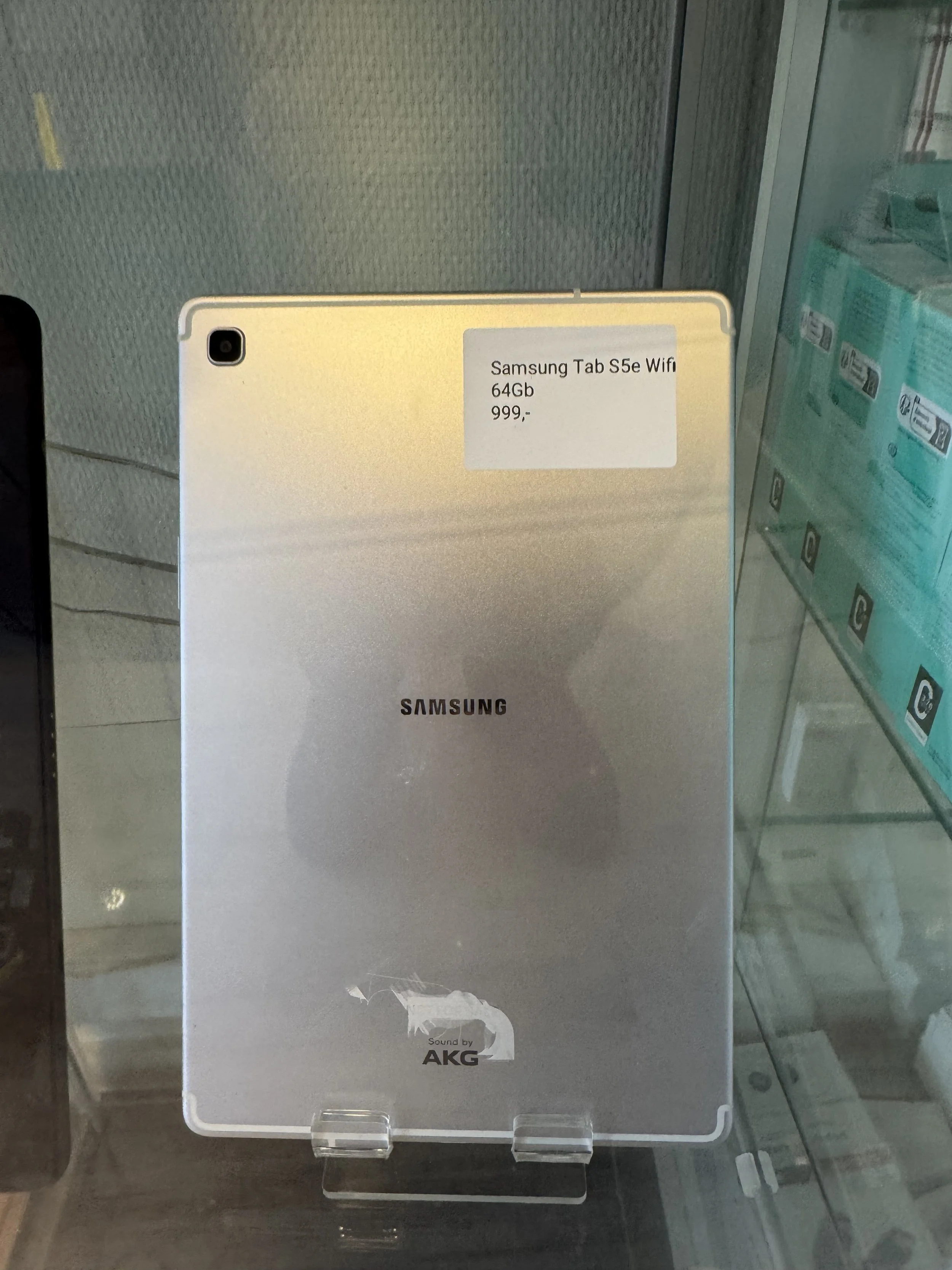 Samsung tab s5e 64gb