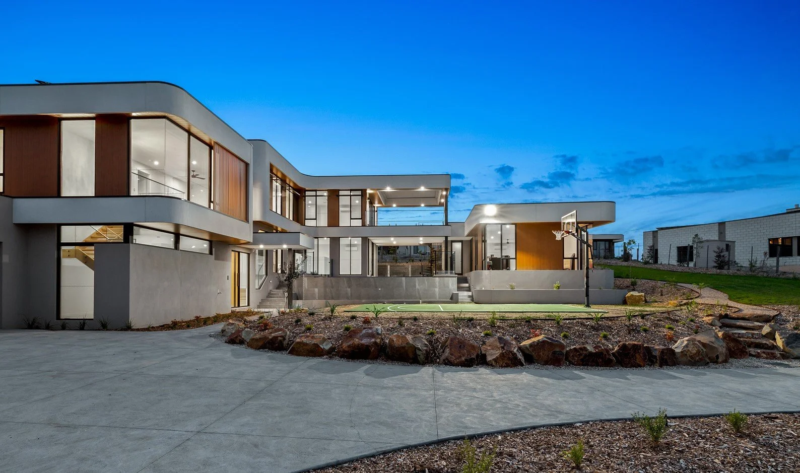 Donvale