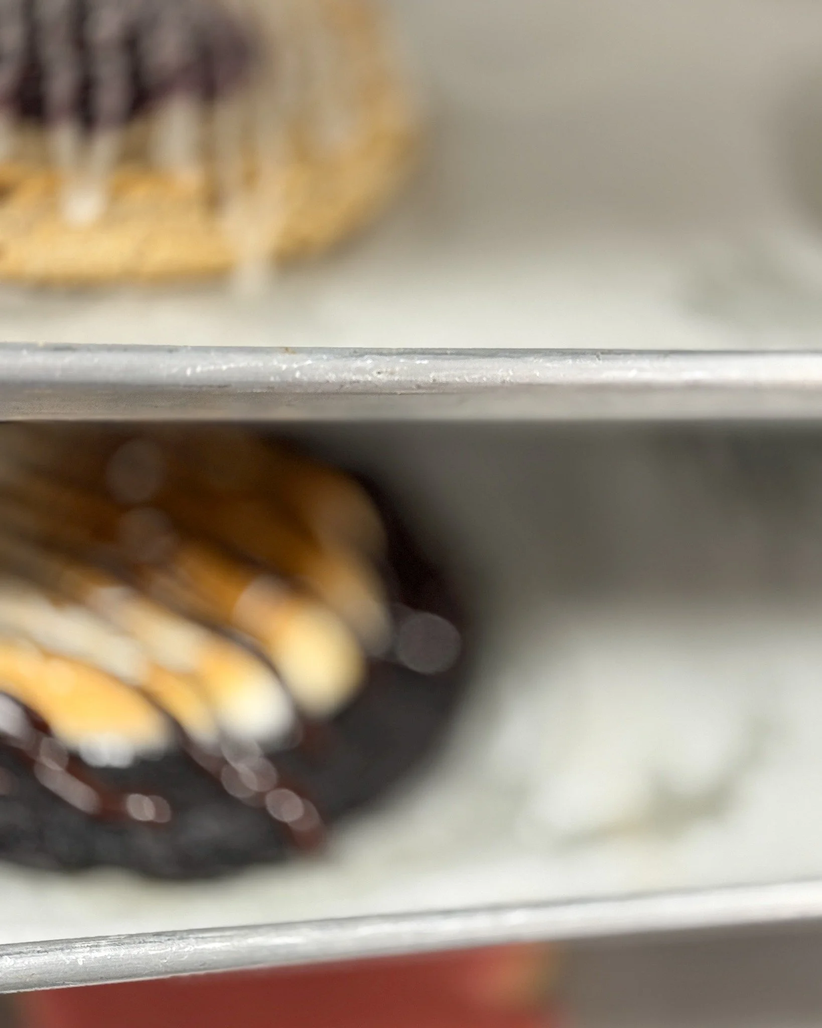 Why is this photo so blurry? I can hardly make out what this is, does anyone have any clue? 🧐
.
Stop in or order online thru our app for pickup or delivery! Located in Appleton, Wisconsin. 
.
#whiskandarrow #appletonwi #bakery #wisconsinbakery #cook