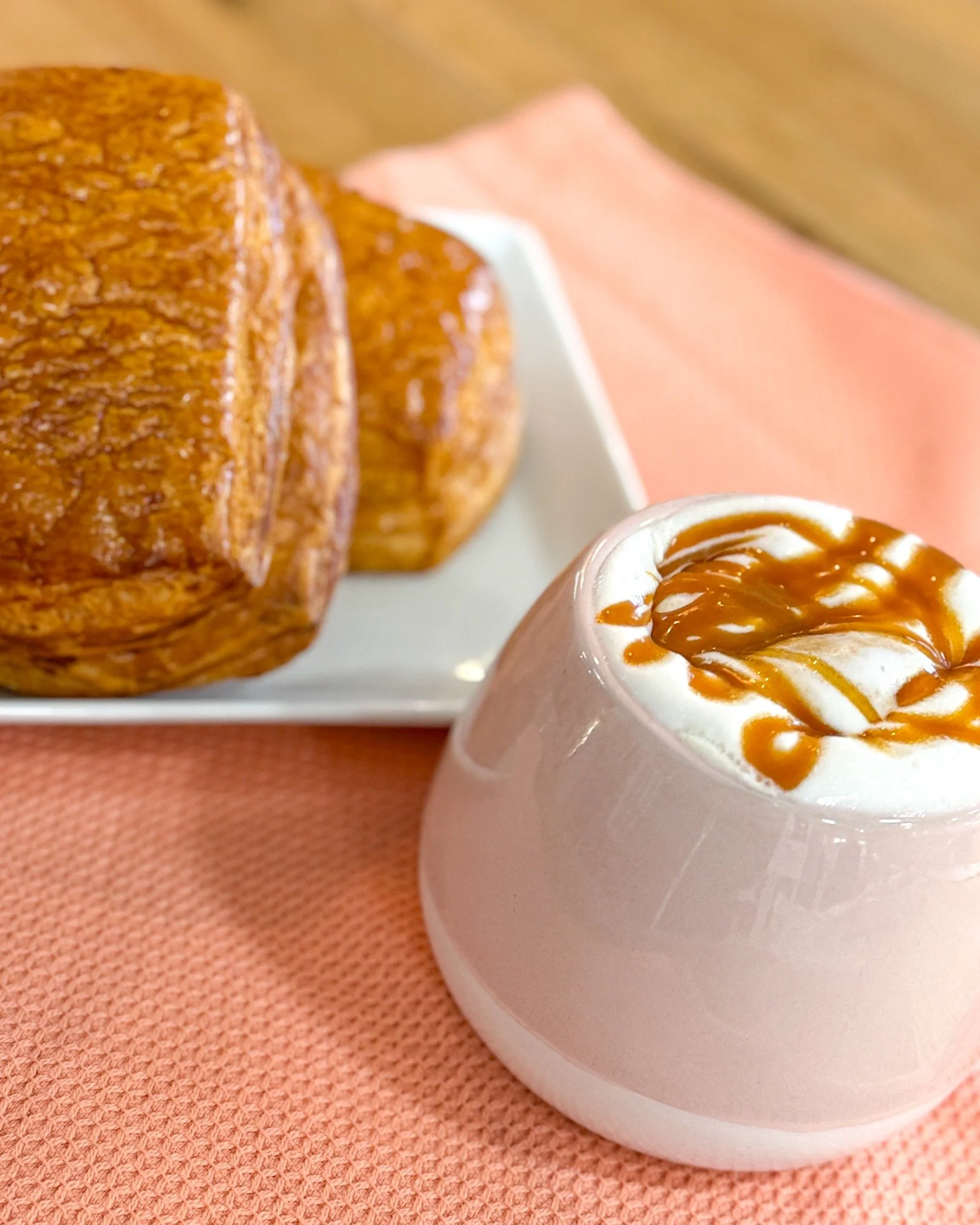 A hot Caramel Macchiato and a warm Butter Croissant sounds like a great start to a Wednesday. 🧡
.
Stop in or order online thru our app for pickup or delivery! Located in Appleton, Wisconsin. 
.
#whiskandarrow #appletonwi  #wisconsinbakery #localbusi