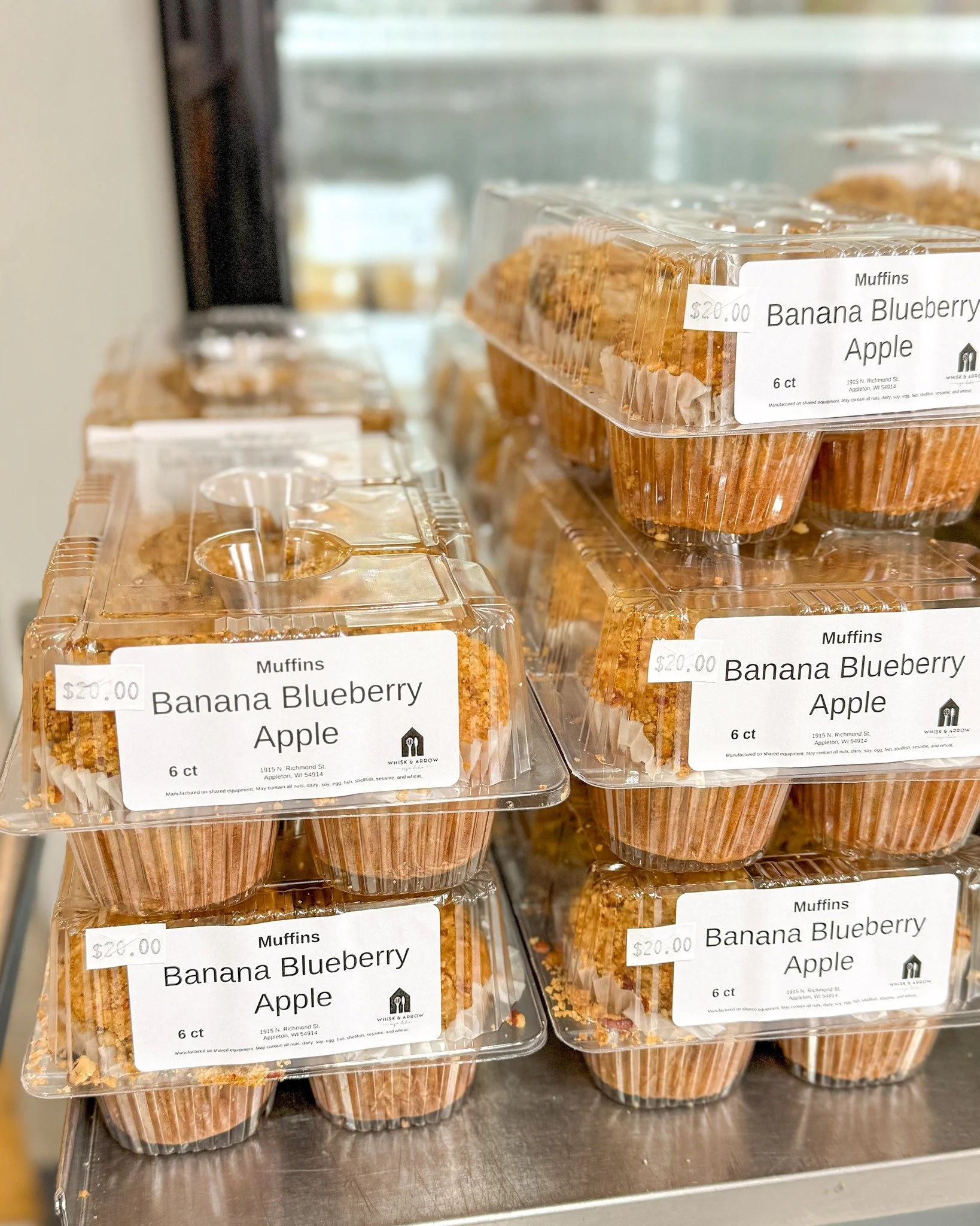 LOTS OF MUFFINS!!! Check out our freezer for some packs of delicious muffins. 🥰
.
Stop in or order online thru our app for pickup or delivery! Located in Appleton, Wisconsin. 
.
#whiskandarrow #appletonwi  #wisconsinbakery #muffins #wisconsinbaker