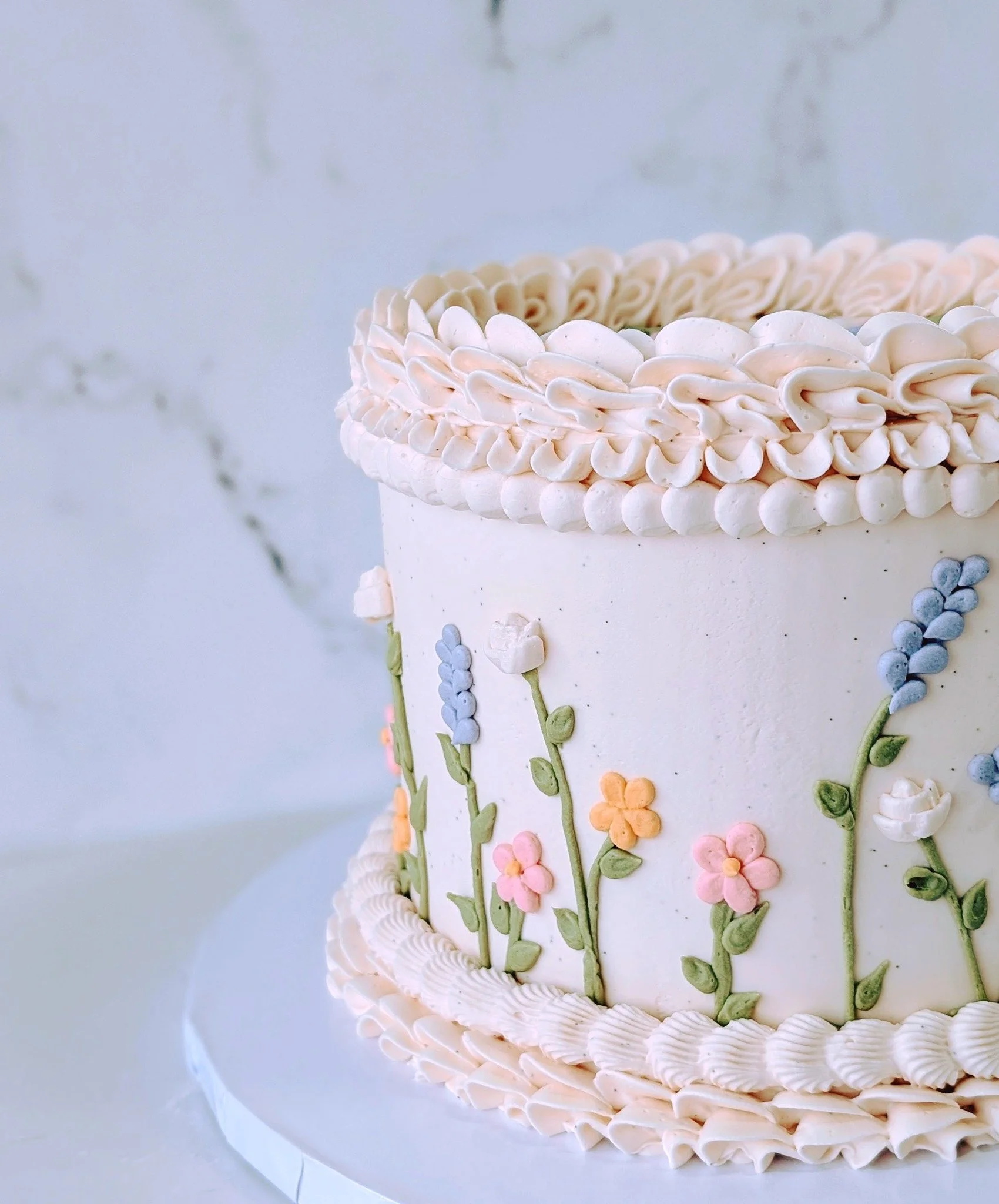 We are GIVING a CAKE away! Why? Because we can :)
.
This beauty is GLUTEN-FREE! I will share flavor details tomorrow.
.
To enter, as always, come see us and make any purchase at the store, online, on the app, or at the drive-thru! You need to be enro