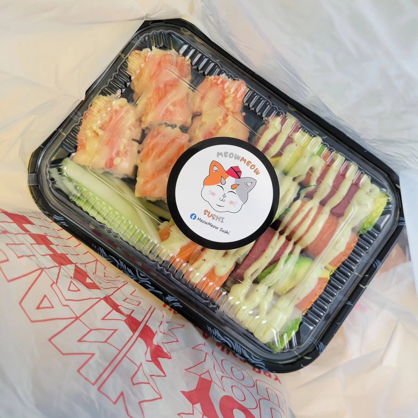 Tomorrow, Wednesday, June 10th MeowMeow Sushi will be at Whisk &amp; Arrow from 11-2pm. We're so excited to have them back! Bring proof of purchase from Meow Meow and get one drink 50% off. 
.
#whiskandarrow #appletonwi #meowmeowsushi