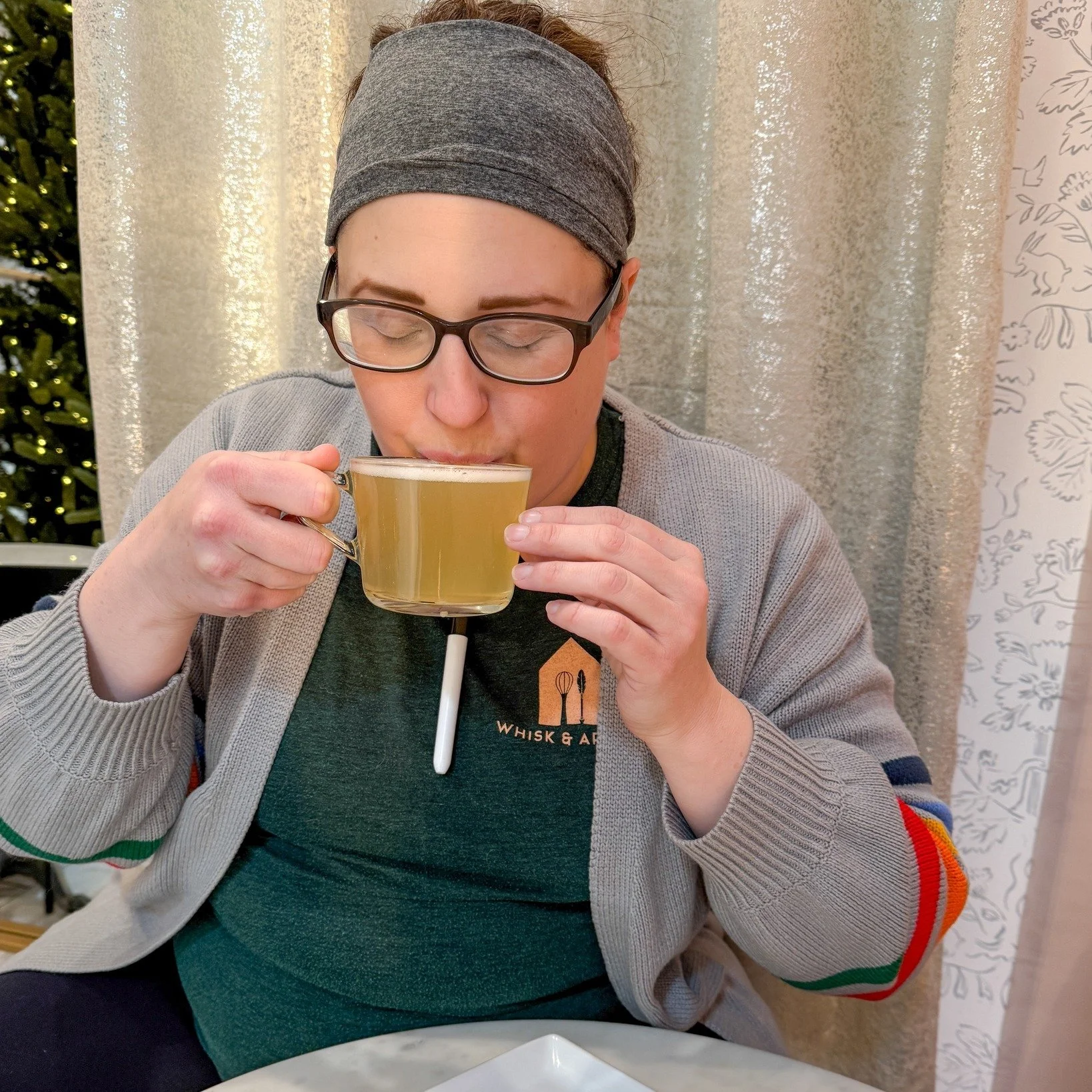 *Menu Below*
Feeling under the weather? 🤒 🍁
I just got back from vacation with a brutal head cold (blerg!), but I found my absolute saving grace: Honey Lemon Soothers! 🍋 🍯 ☕️

It is a delicious blend of honey, lemonade, and citrus green tea, heat