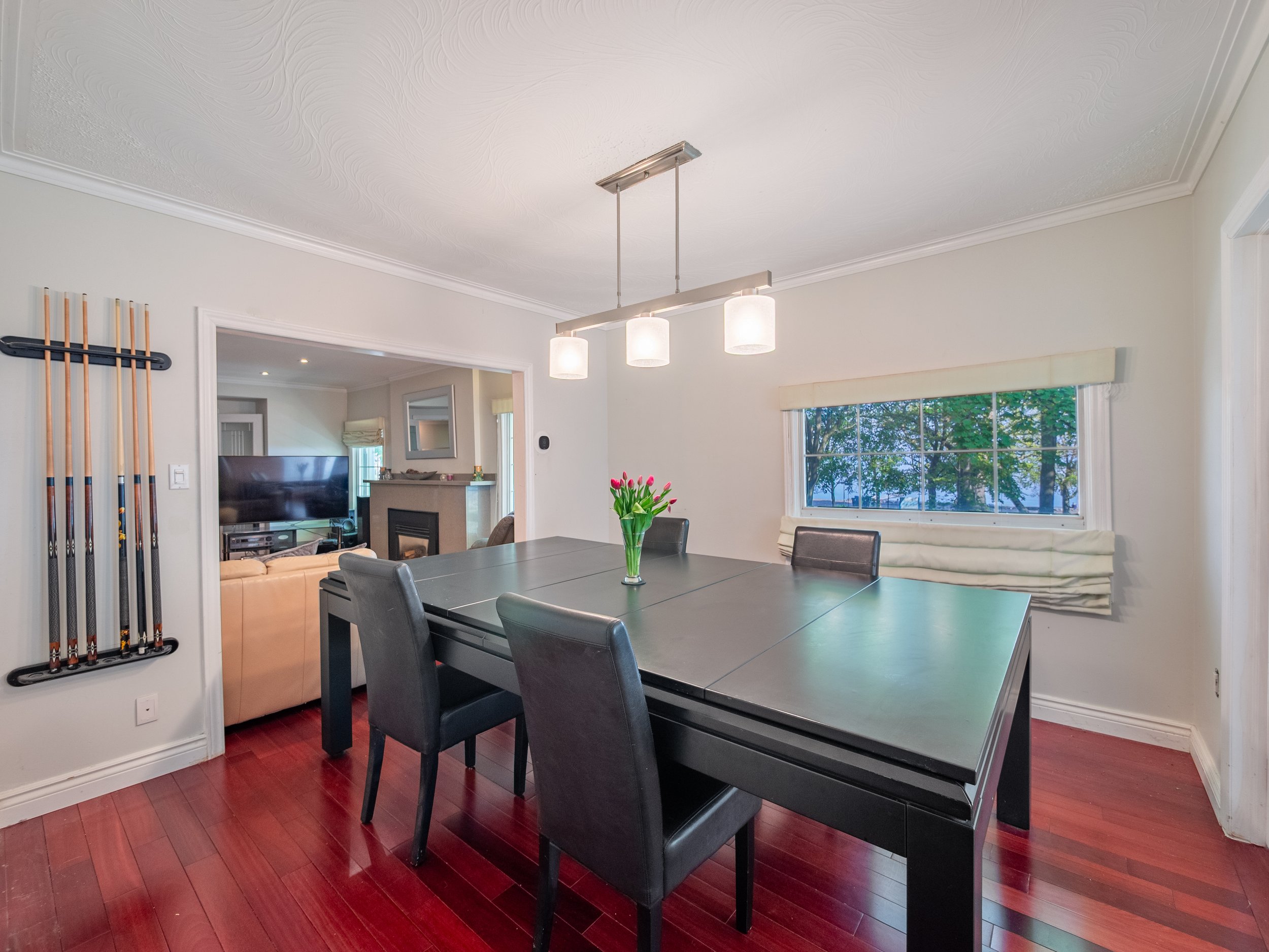 4 Silver Birch Ave-14.jpg
