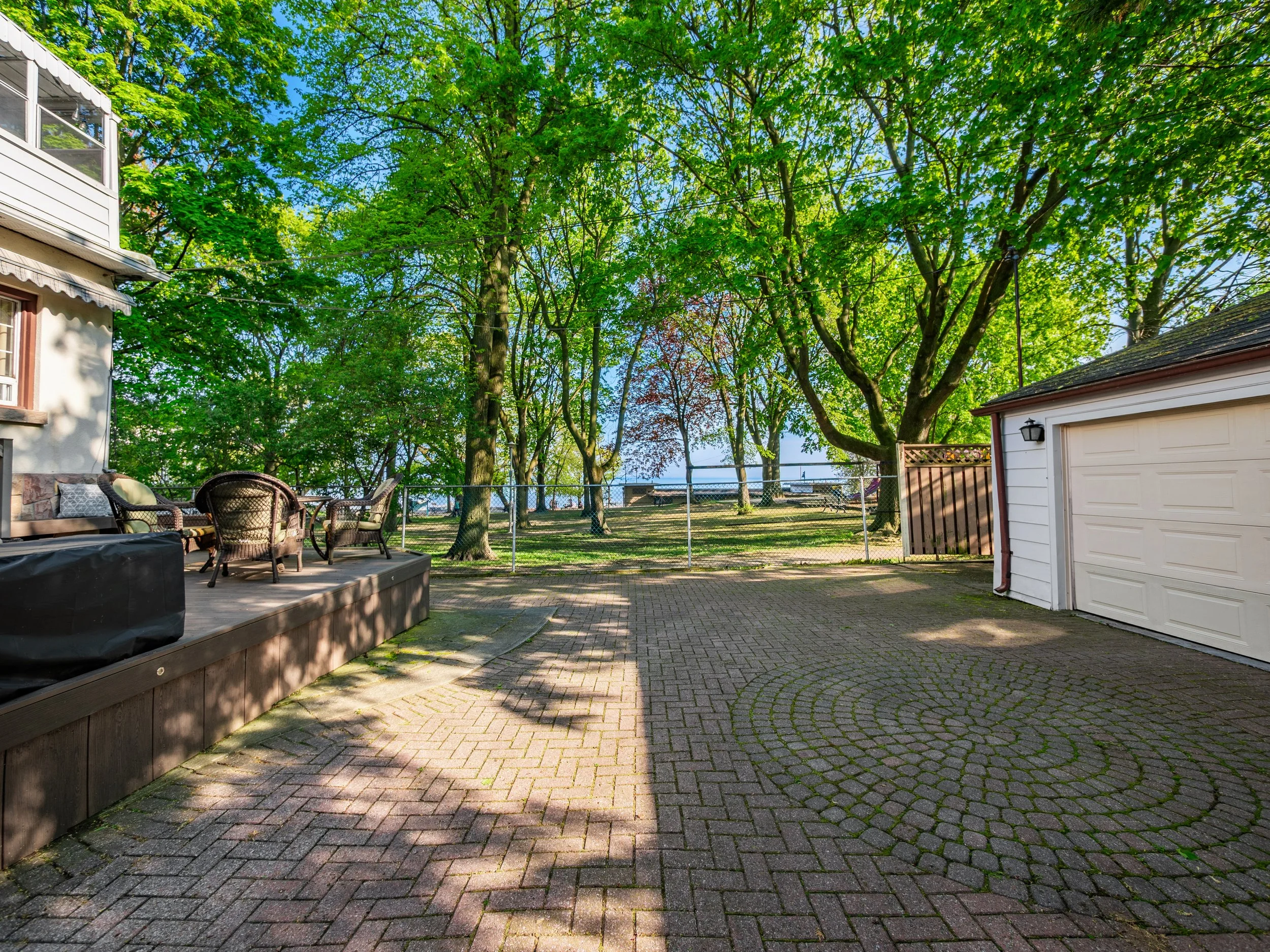 4 Silver Birch Ave-75.jpg