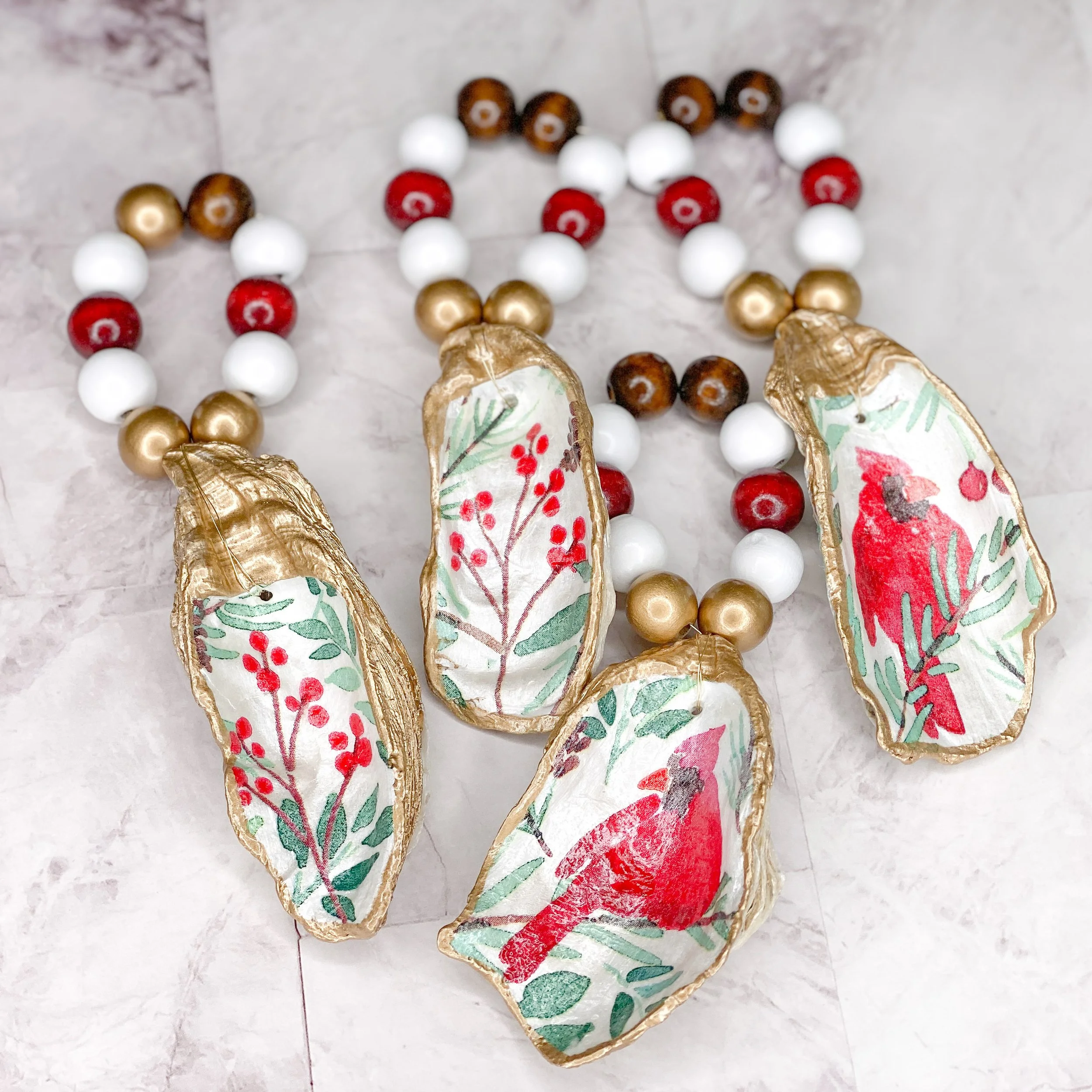 holiday christmas napkin rings cardinals and holly 4.JPG