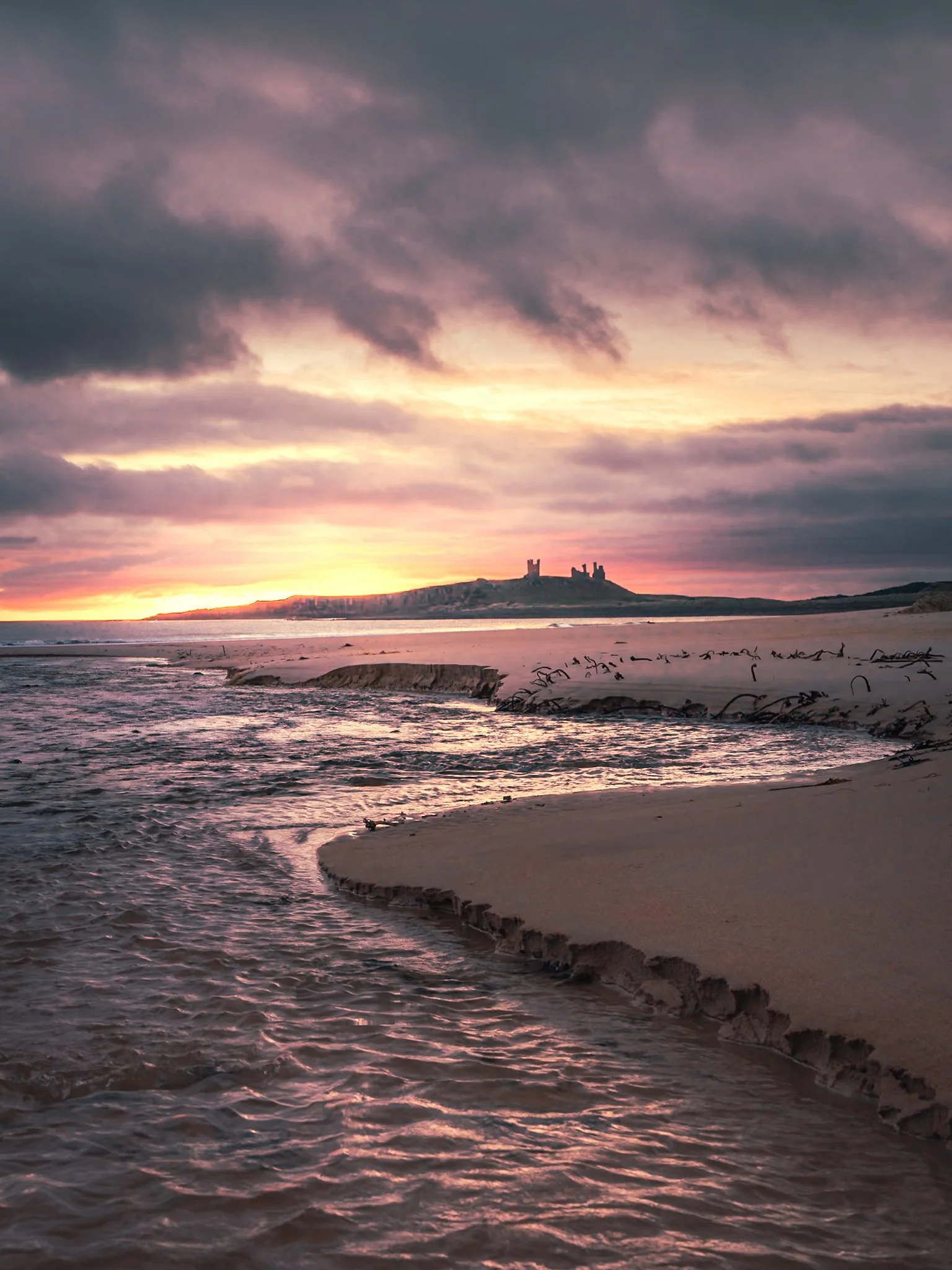 Ten Minutes of Silhouette: Shooting Dunstanburgh from Embleton Bay