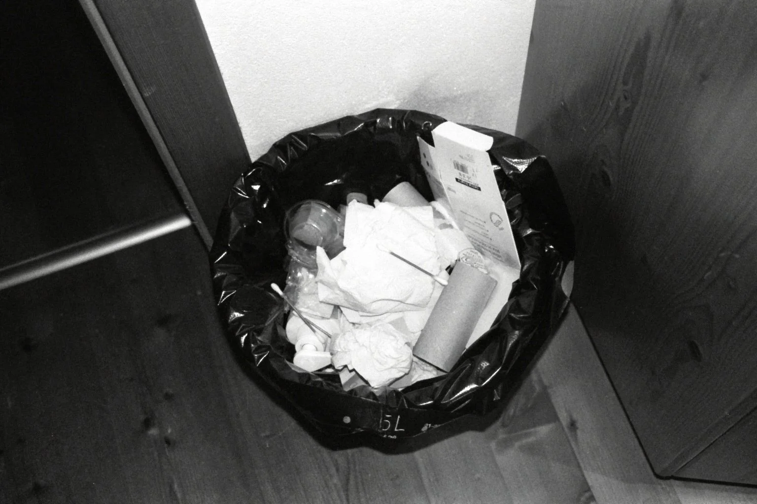 imm002_N2.jpg