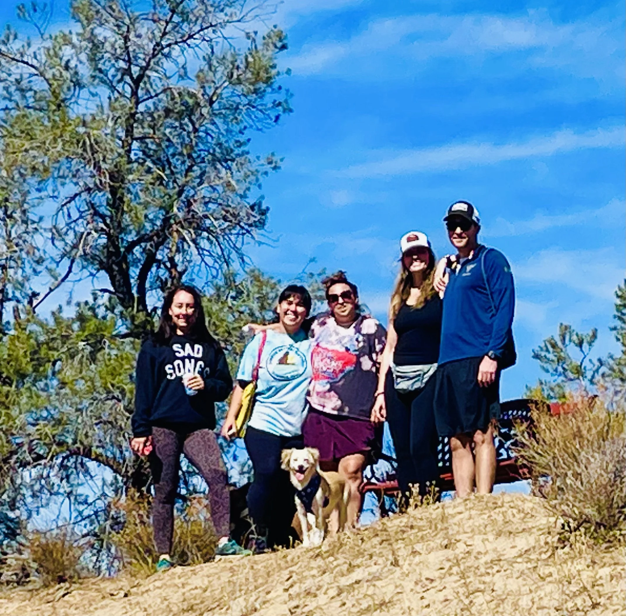 Friends who hike together stay together 