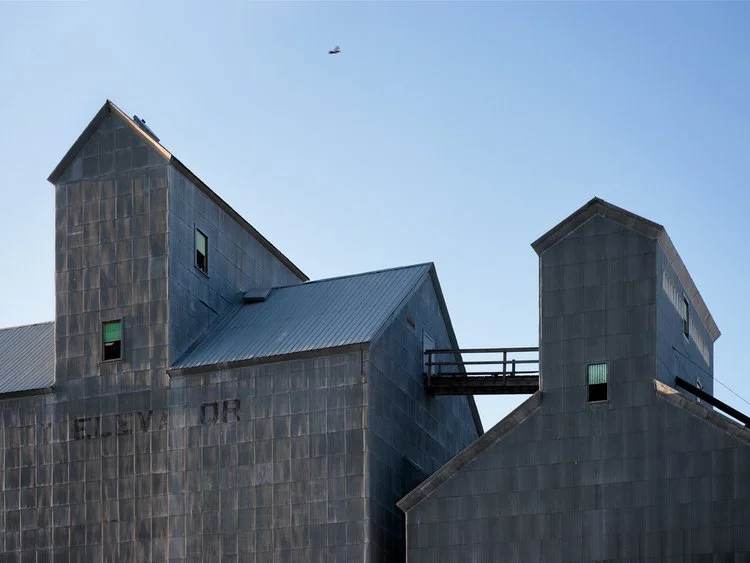 Literati Lens 文人视角 Episode 6: Prairie as Mirror — Seeing the Midwest through the Literati Lens