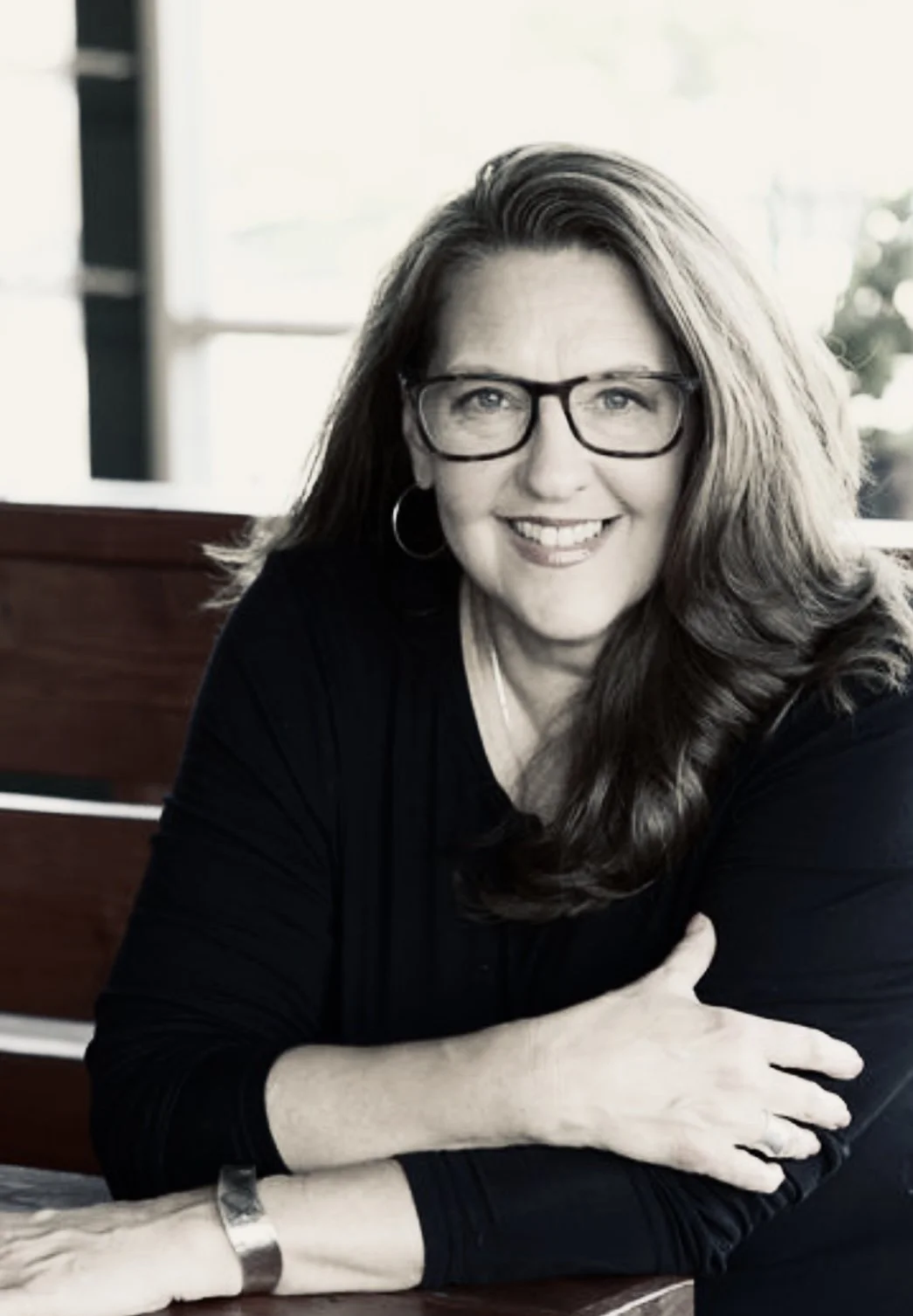 LORRIE BOYDSTON  HEADSHOt_2026.jpg