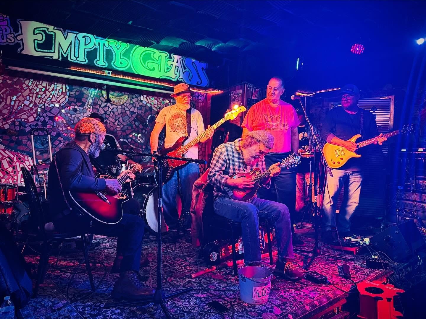 2025: That's a Wrap! Goal for 2026 is to take more photos. lol Missing a lot of cool events here, but als I was PRESENT, so... I'll take that!