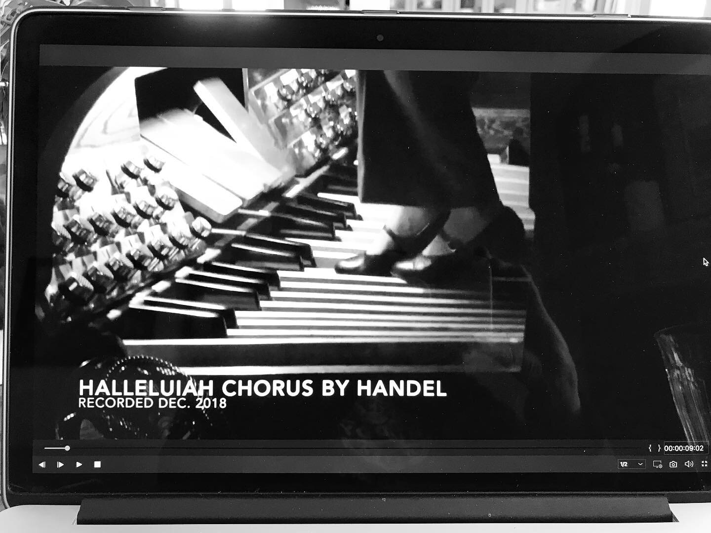 Happy Thanksgiving! While the Hallelujah chorus was one of the more tricky pieces for me to put together on my Virtual Vespers this year, it is always one of my favorites that we do every single year at the end of the concert because we are raising o