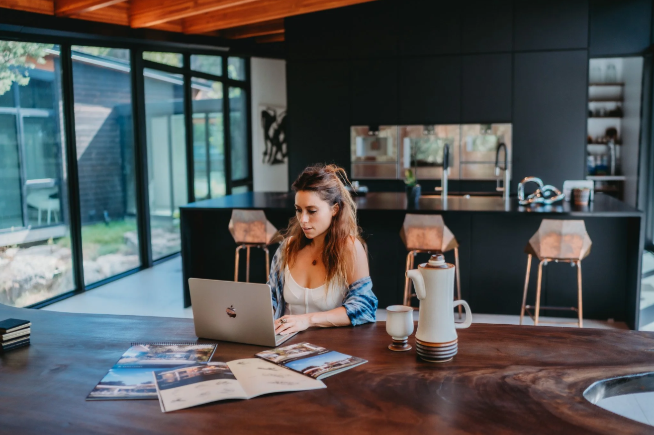 3 Month Private Container