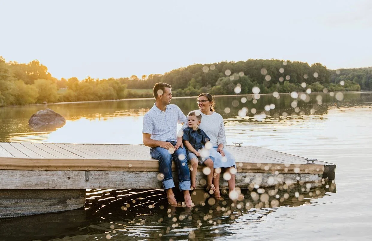 Not me over here dreaming of warm summer nights with the golden glow of a beautiful sunset and dipping my toes in the water..

Oh yea, I normally don&rsquo;t mind cold winter weather but I&rsquo;m dreaming of it and so hyped for this summer.
(Big thi