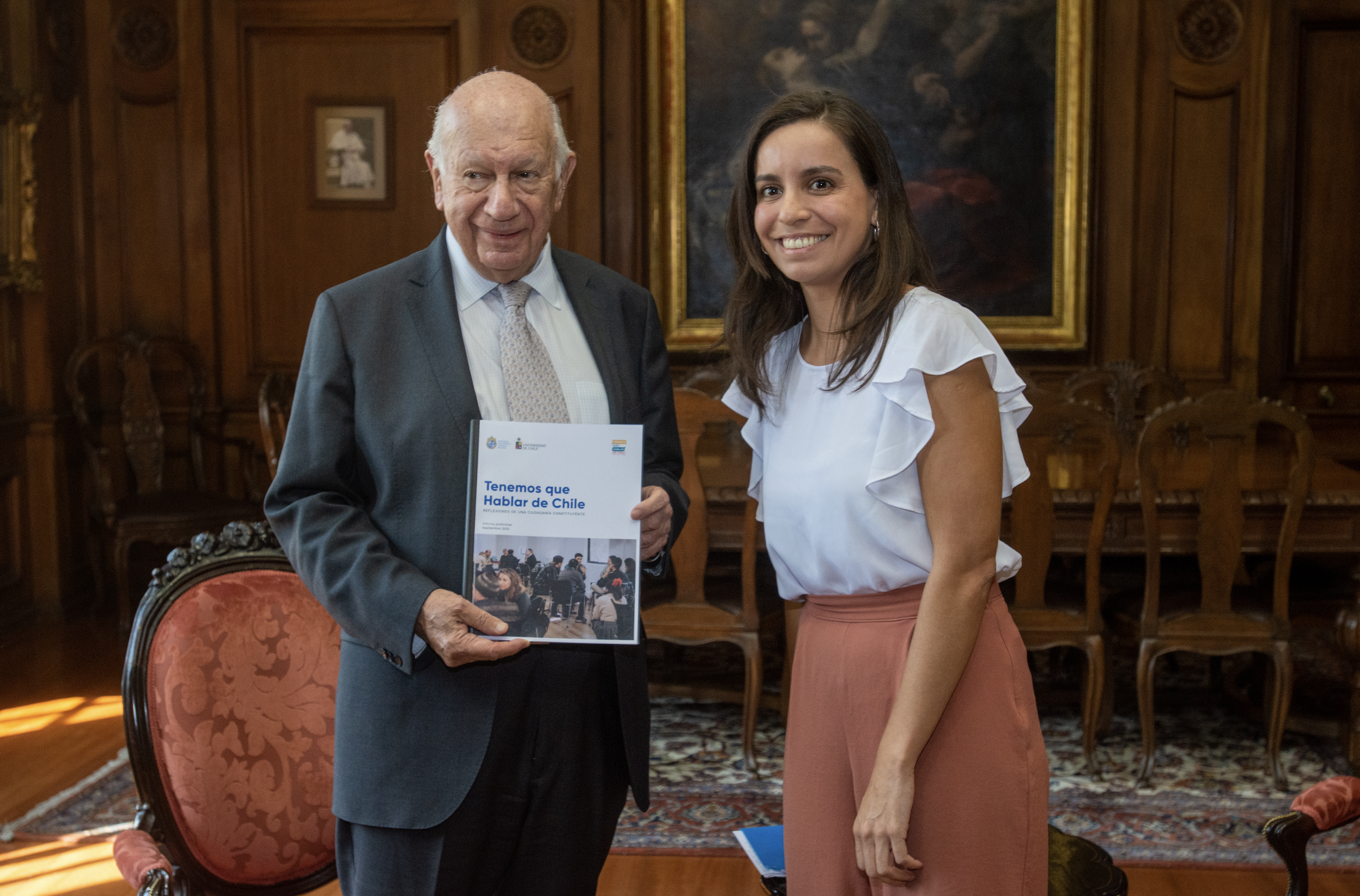 Entrega del informe "Claves desde una ciudadanía constituyente" al expresidente Ricardo Lagos Escobar.