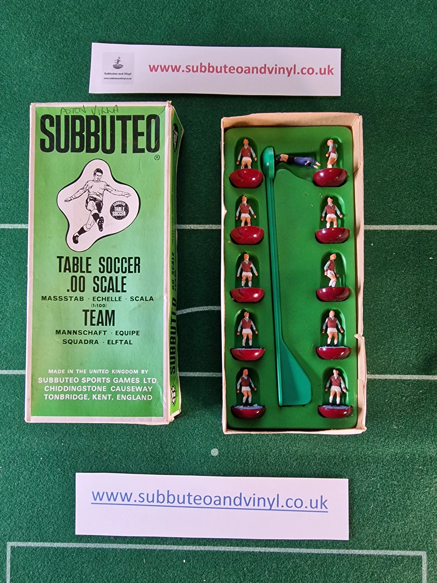 Équipe Vintage Subbuteo Heavyweight (HW) Référence 7 - West Ham / Aston Villa, Complète Et En Boîte