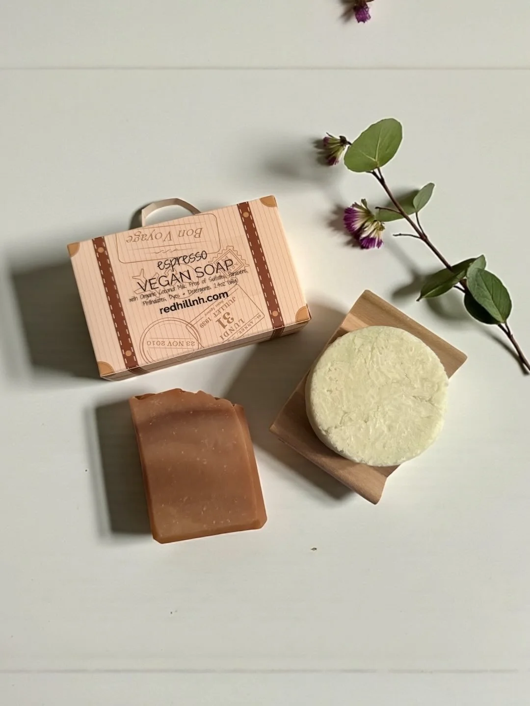 Mini Sets! Only $20

✈️ ⛺️ ⛵️This Boxed Set is ready for where life takes you. Perfect for travel (TSA friendly, liquid-free), the lake house, camper, guest bathroom or a bon voyage gift.

Sustainable skincare with vegan ingredients. Set includes: 

