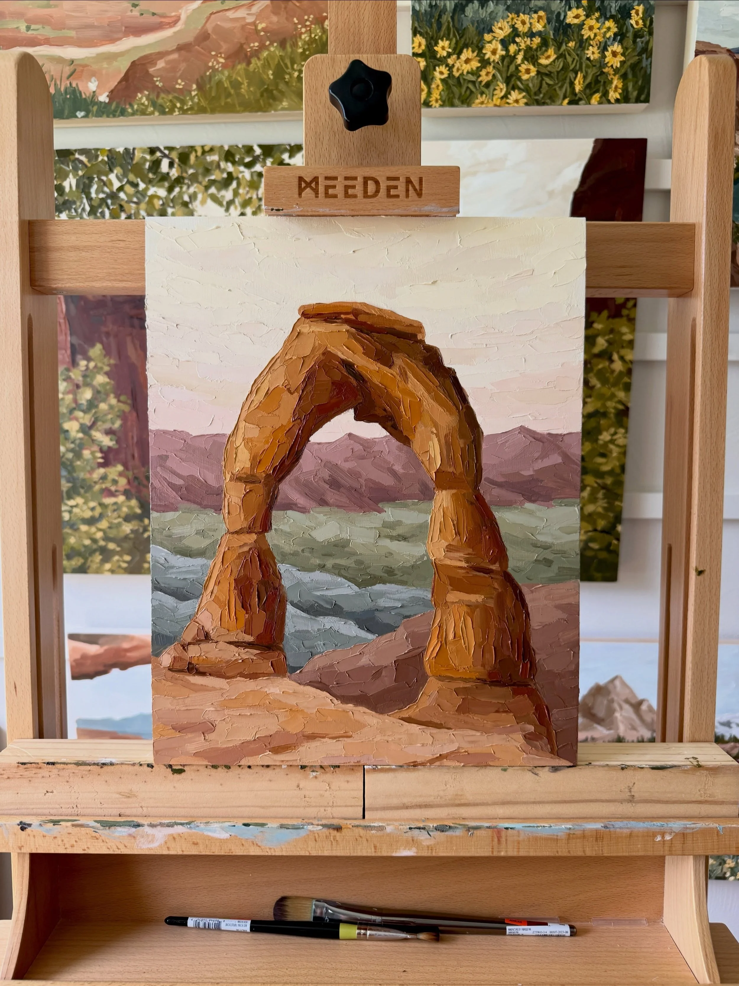 Arches National Park!!

Swipe to see more of the process (this one was a bit of a doozy for me😅). It was very challenging to paint something with so much orange haha. I played around with the background colors a bit to capture more of the early morn