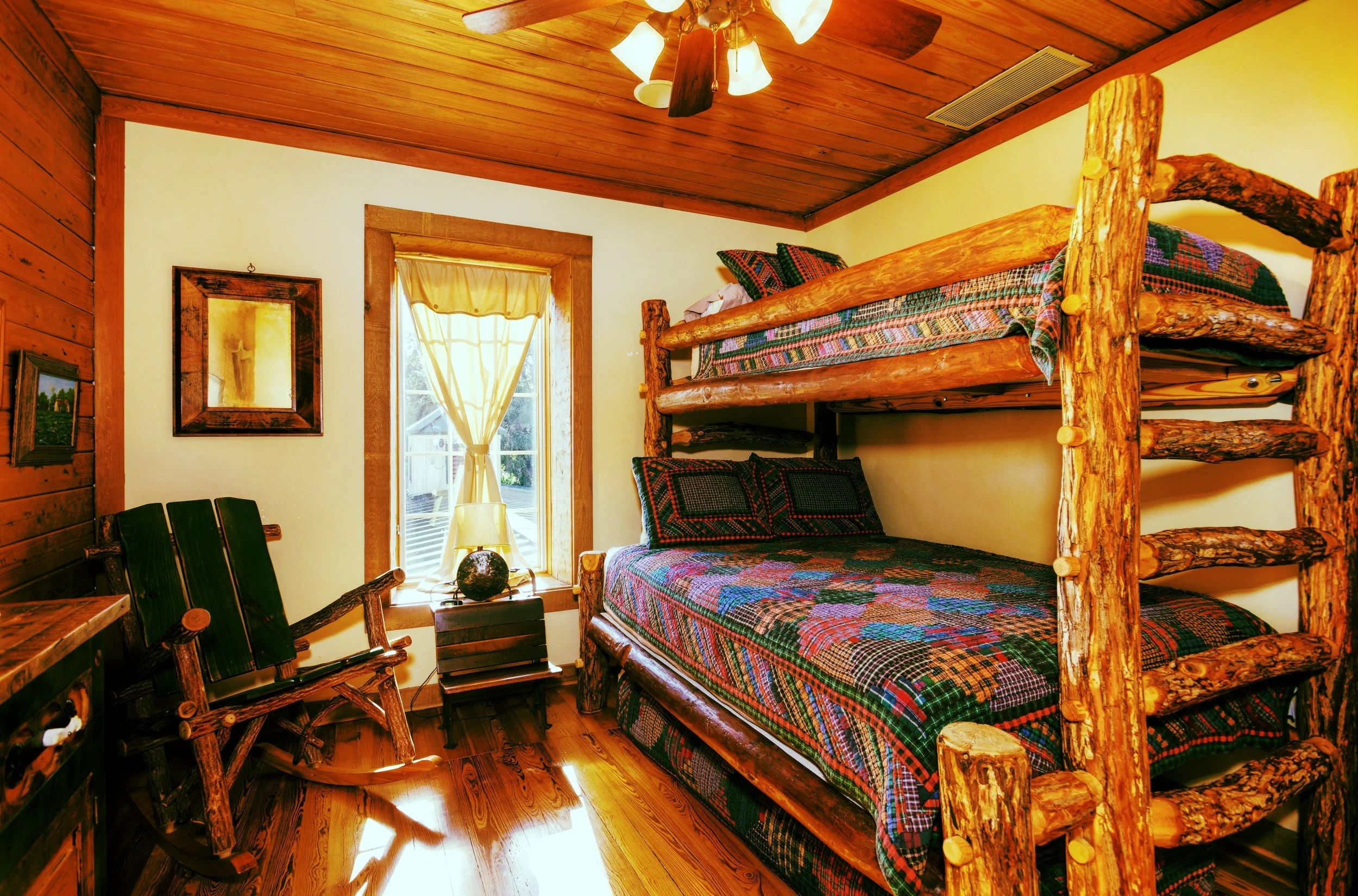 Main Lodge Pioneer Bedroom.jpeg