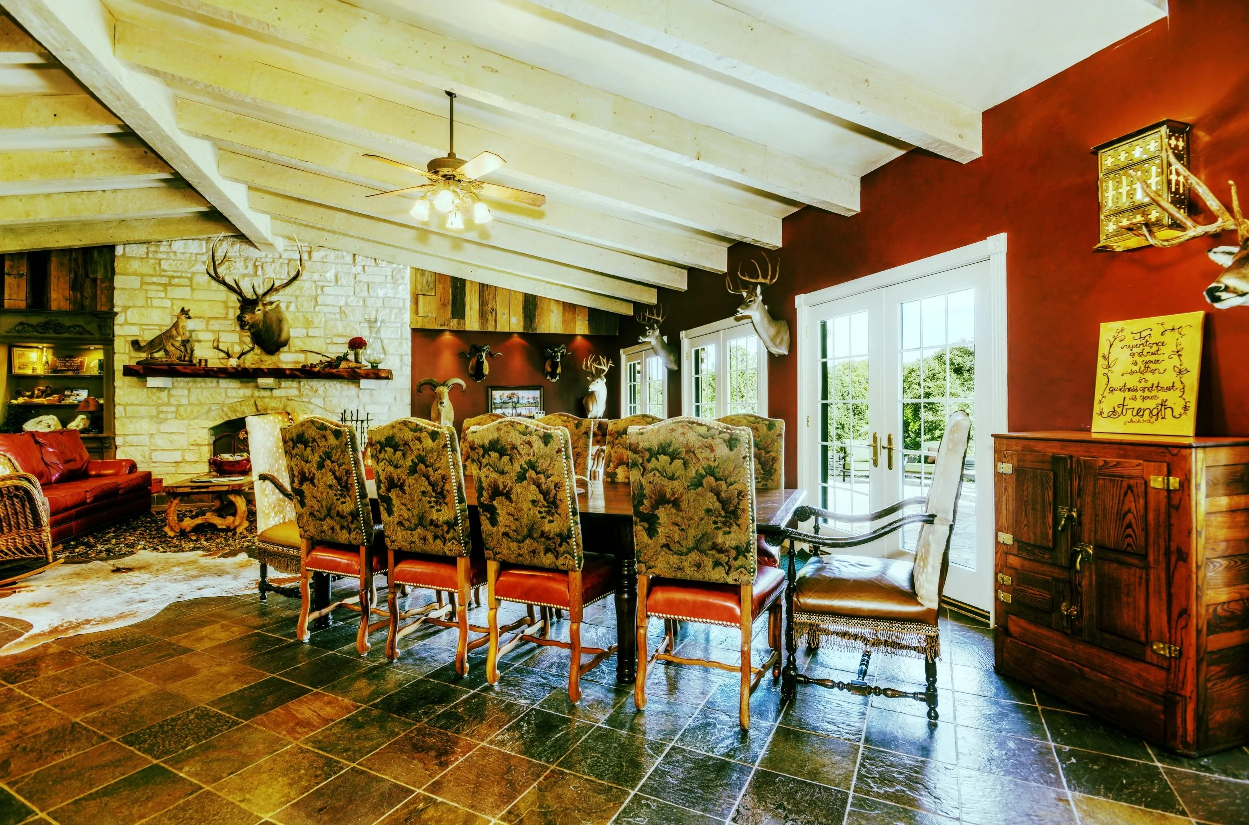 Main Lodge Dining 2.jpeg