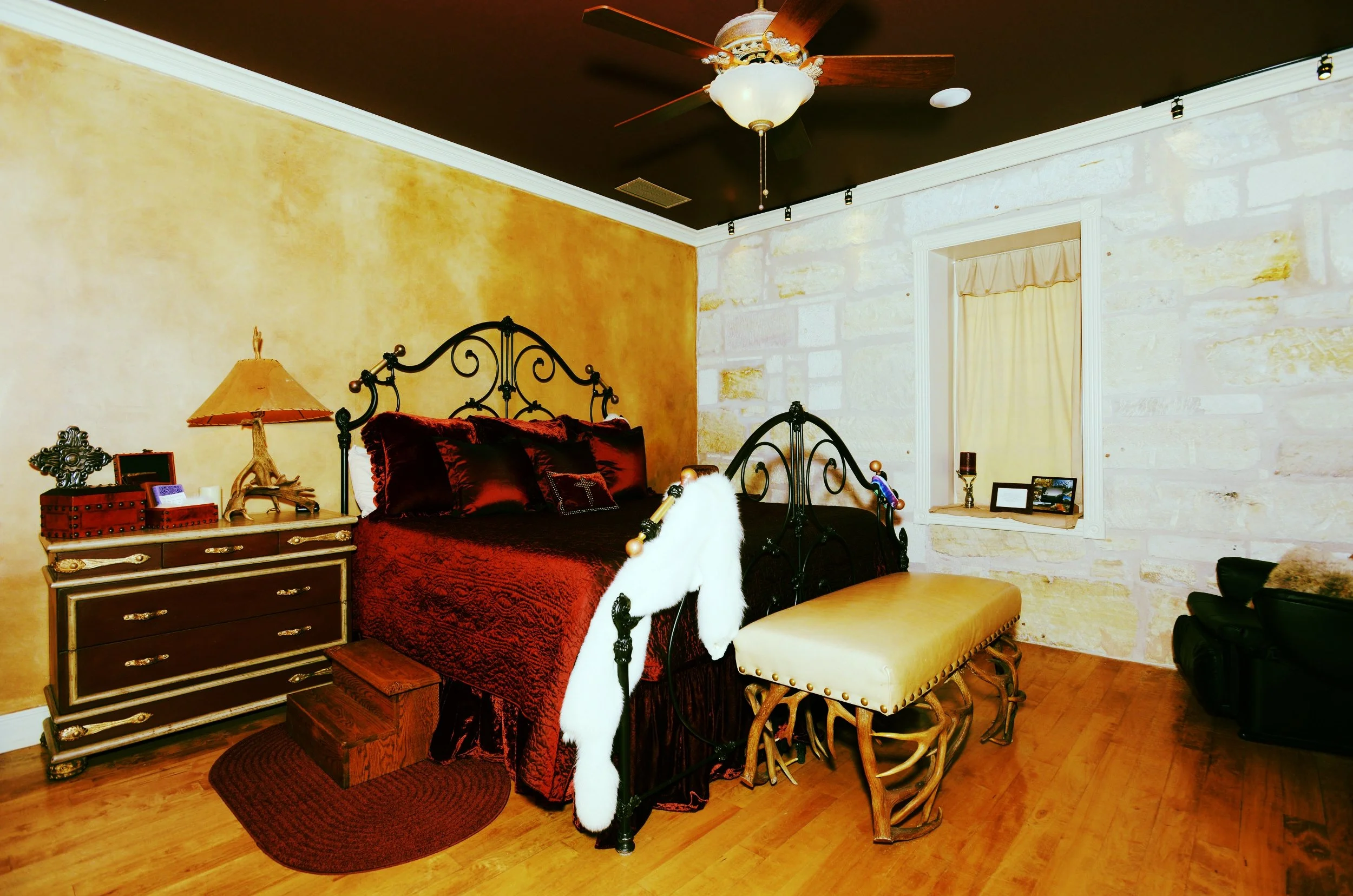 Main Lodge Master Bedroom.jpeg