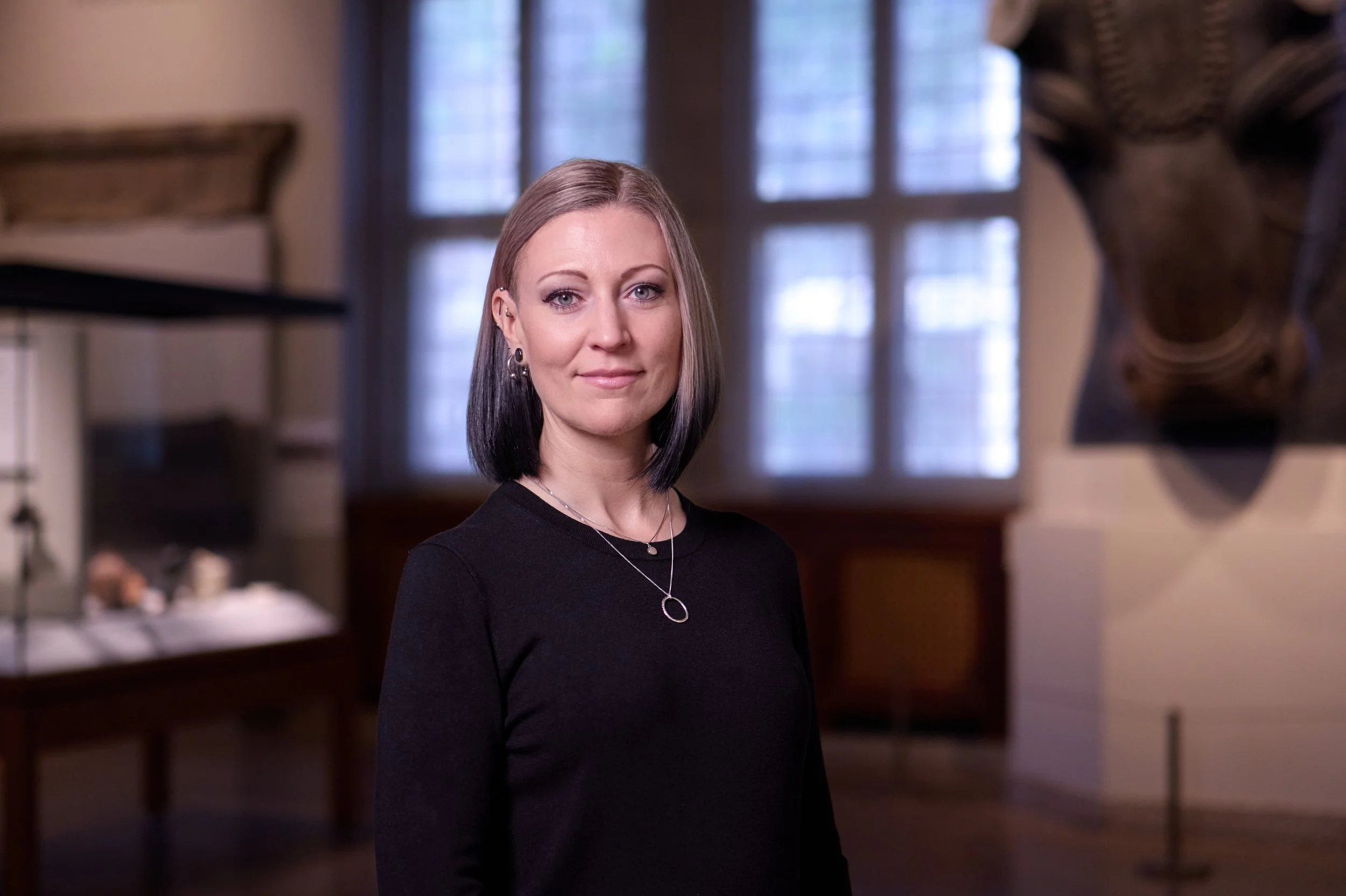 Artists and Artifacts, Displaced: Hanaa Malallah's "The Daffodils" and Curating Colonial Entanglements