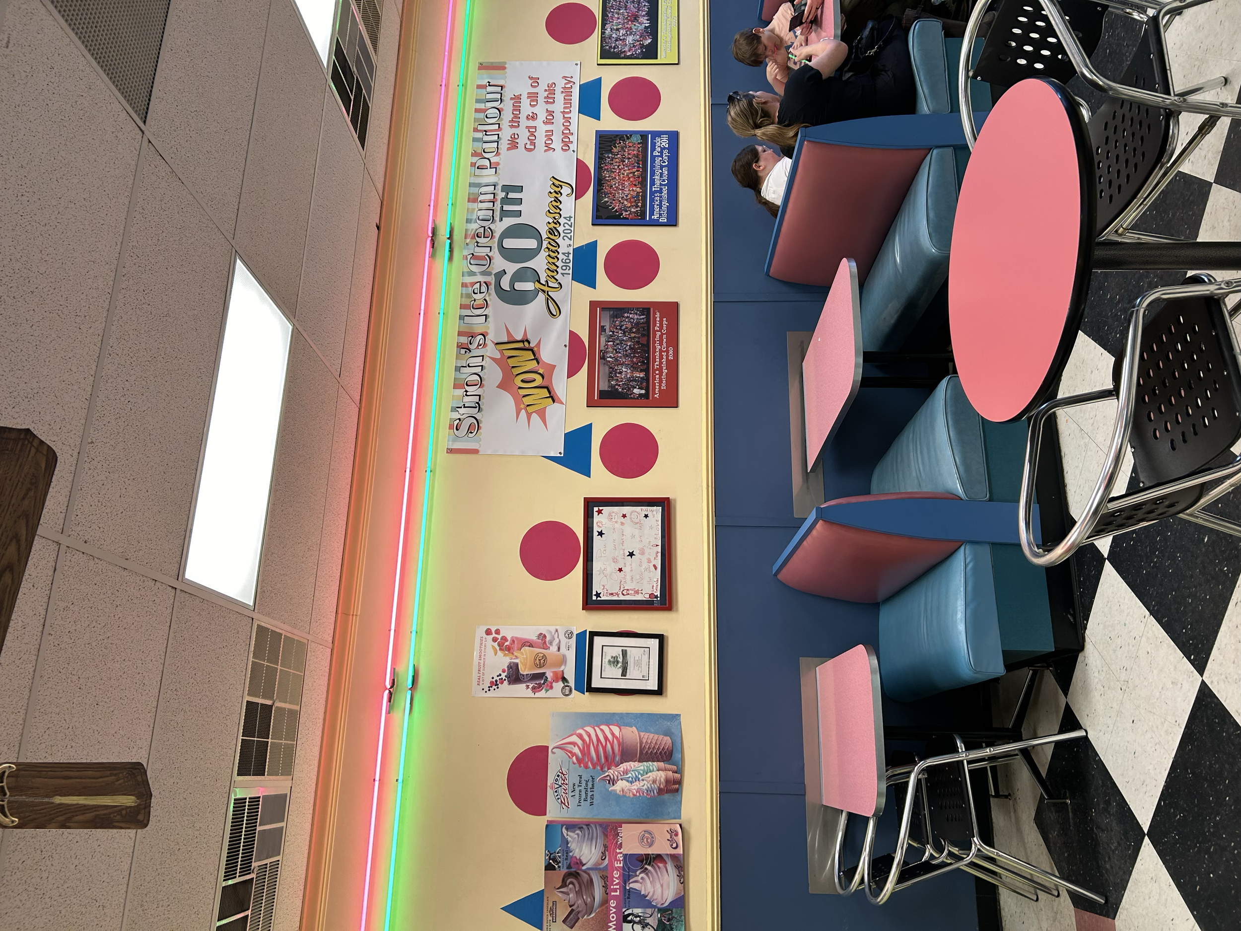 Stroh's ice cream parlor