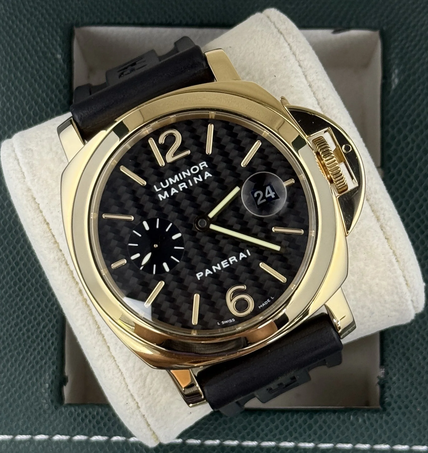 Panerai Luminor Marina Pam00140 Carbon Dial 44MM Men’s Watch