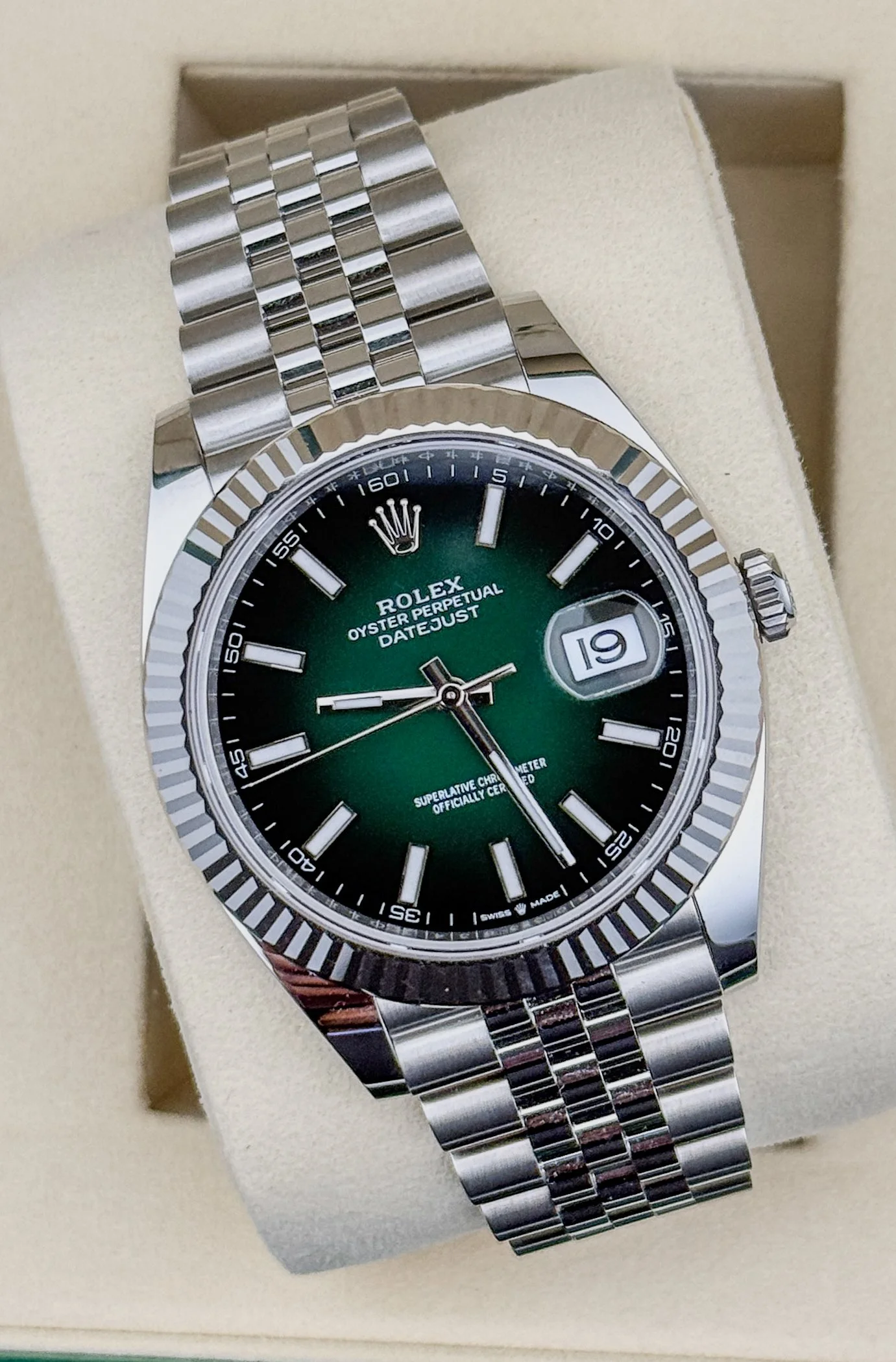 Rolex Datejust 126334 Mint Green Dial Fluted Bezel Jubilee 41MM