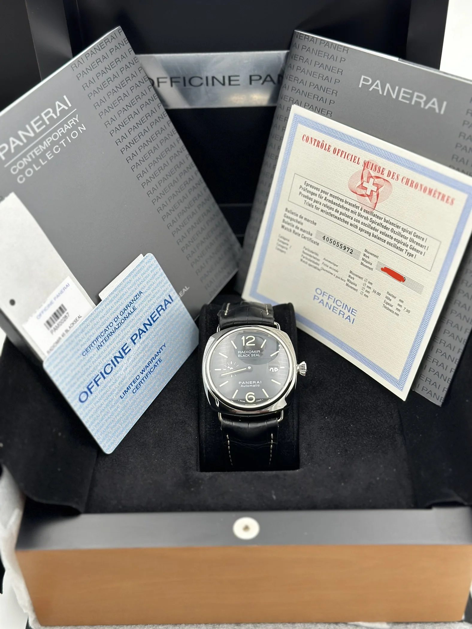 Panerai PAM00287 2.jpg