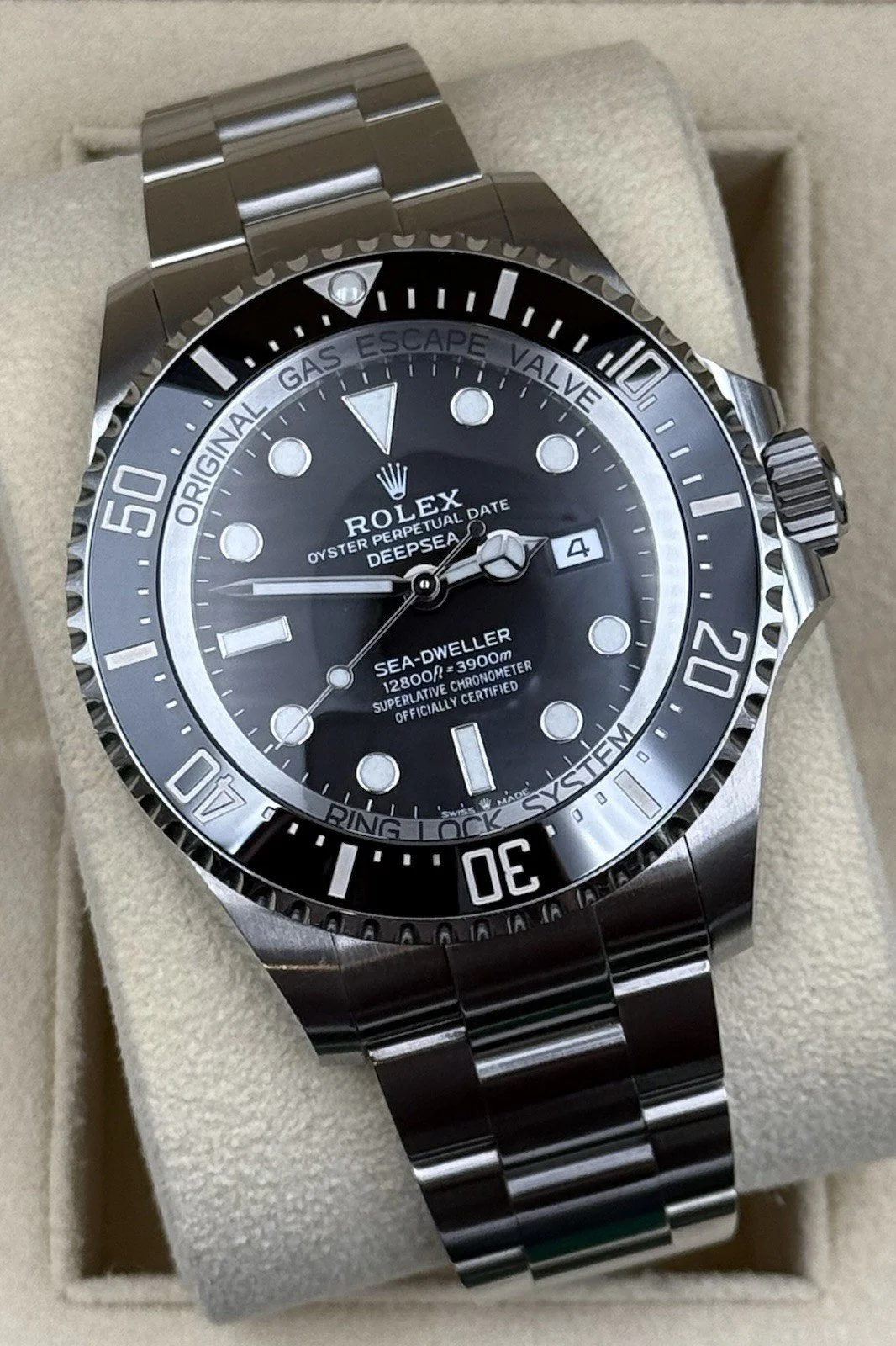 Rolex Sea-Dweller Deepsea 126660