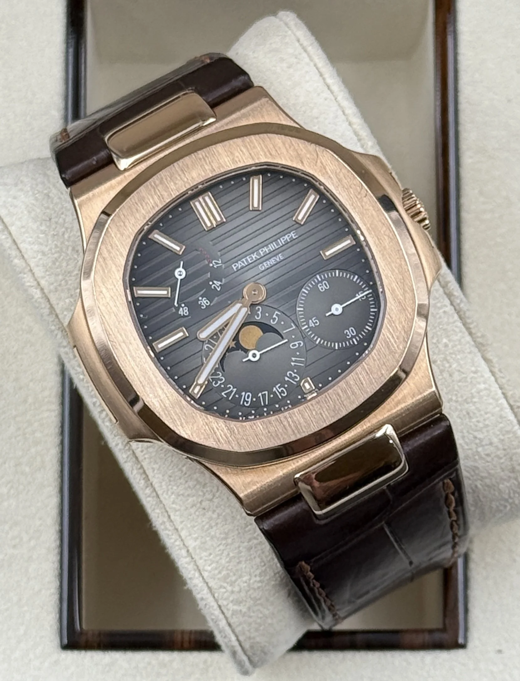 Patek Philippe Nautilus 5712R-001