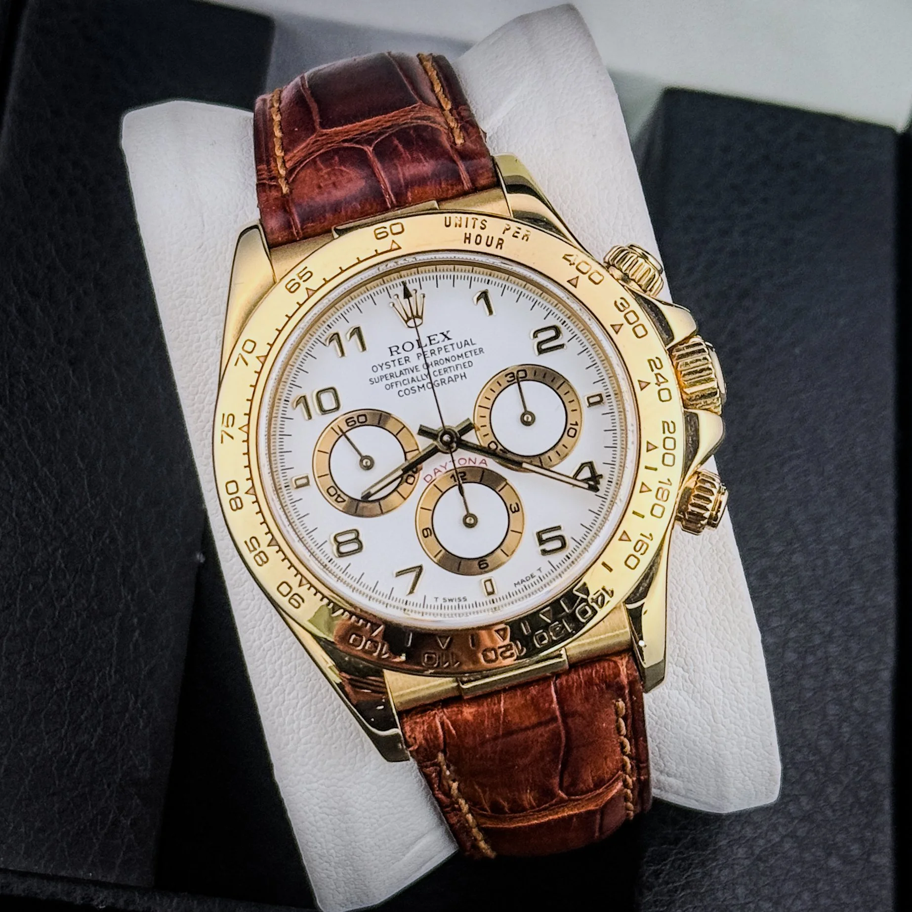 Rolex Daytona Zenith 18k Yellow Gold White Arabic Dial 16518 40 MM Men’s Watch