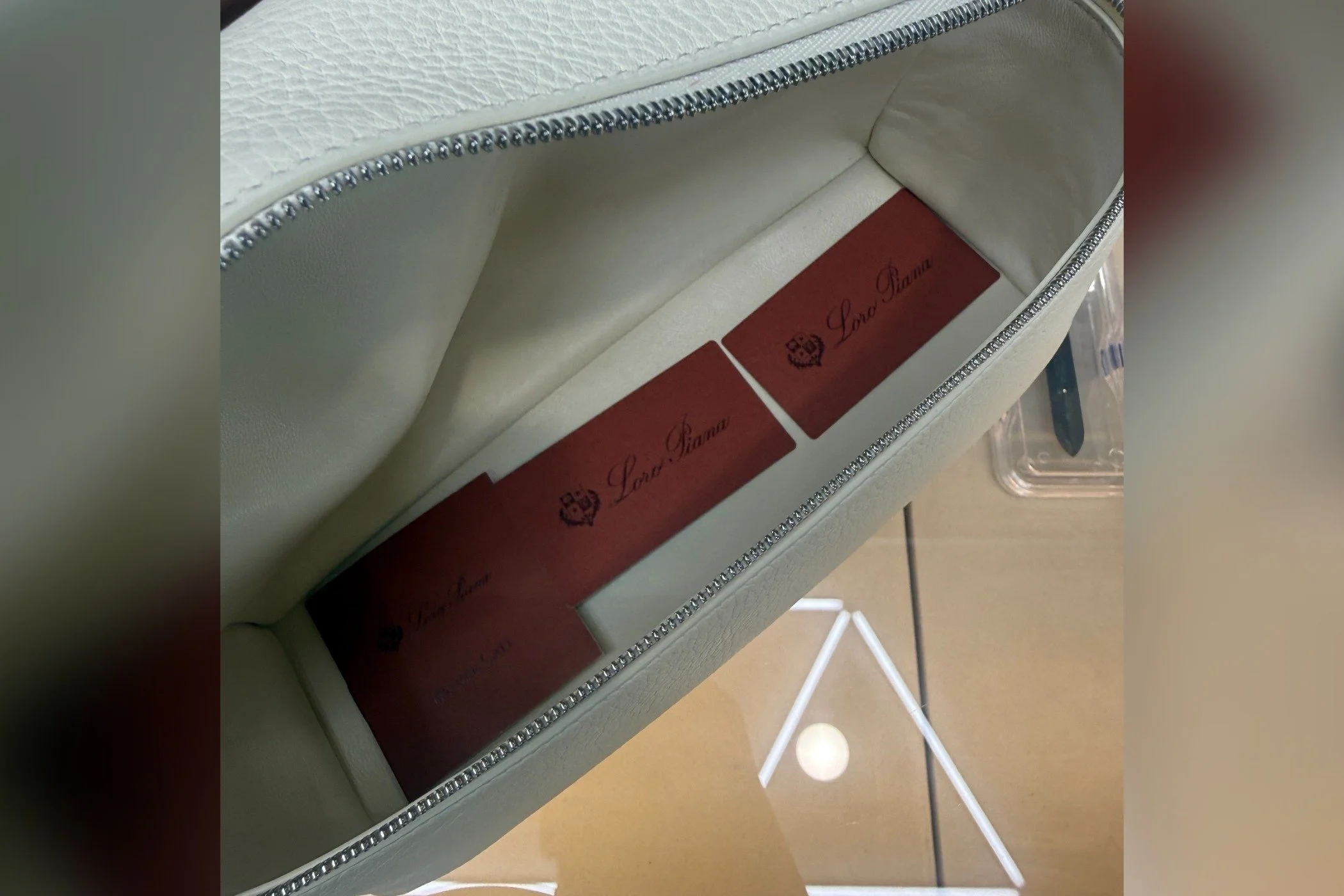 loro-piana-l27-white-04.jpg
