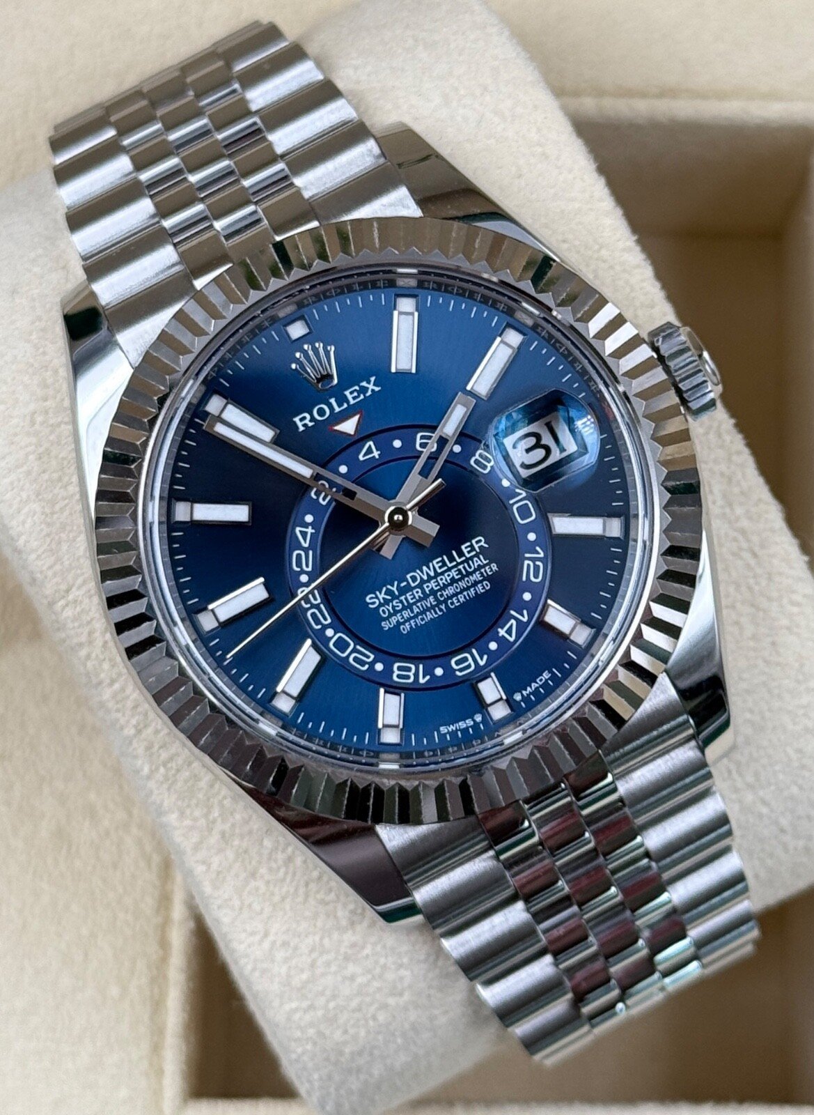 Rolex Sky-Dweller 336934 Blue Index Dial Jubilee 42mm Men's Watch 2024