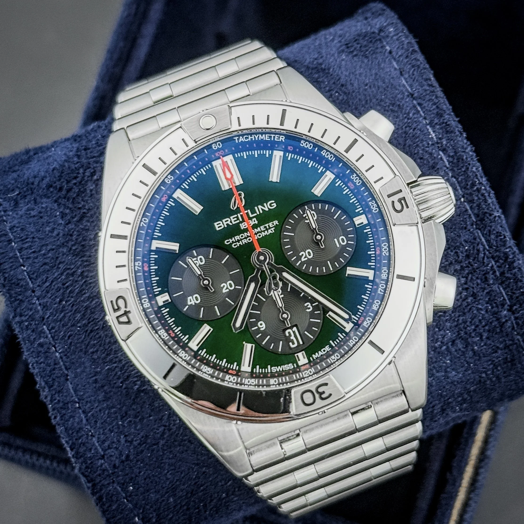Breitling Chronomat B01 42 Bentley Green Chronograph Steel Watch AB0134101L1A1