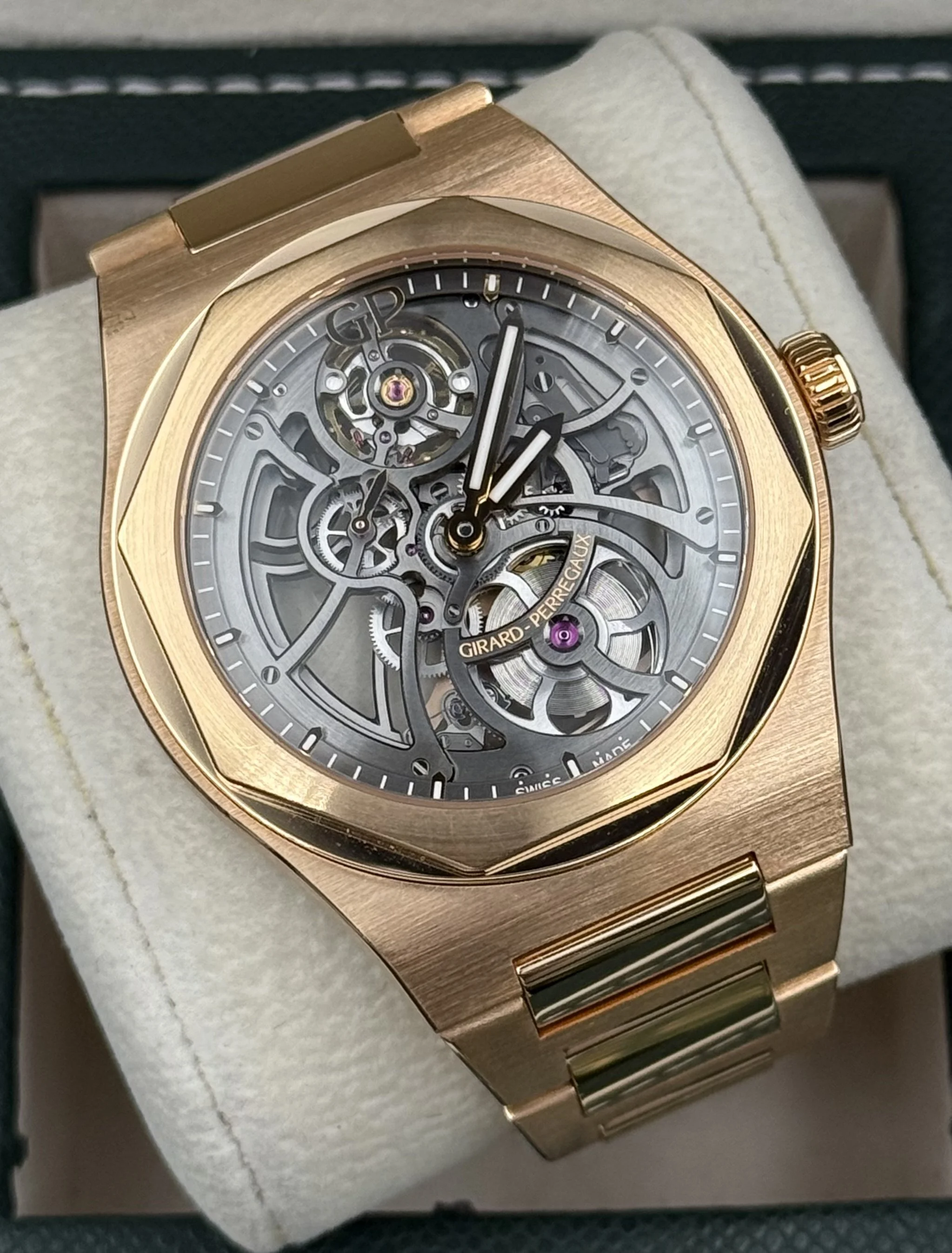 Girard Perregaux Laureato Skeleton Rose Gold
