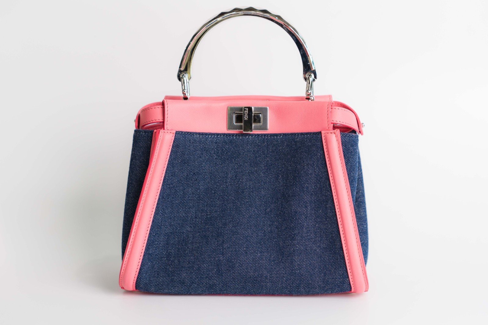 fendi-peekaboo-denim-pink-03.jpg
