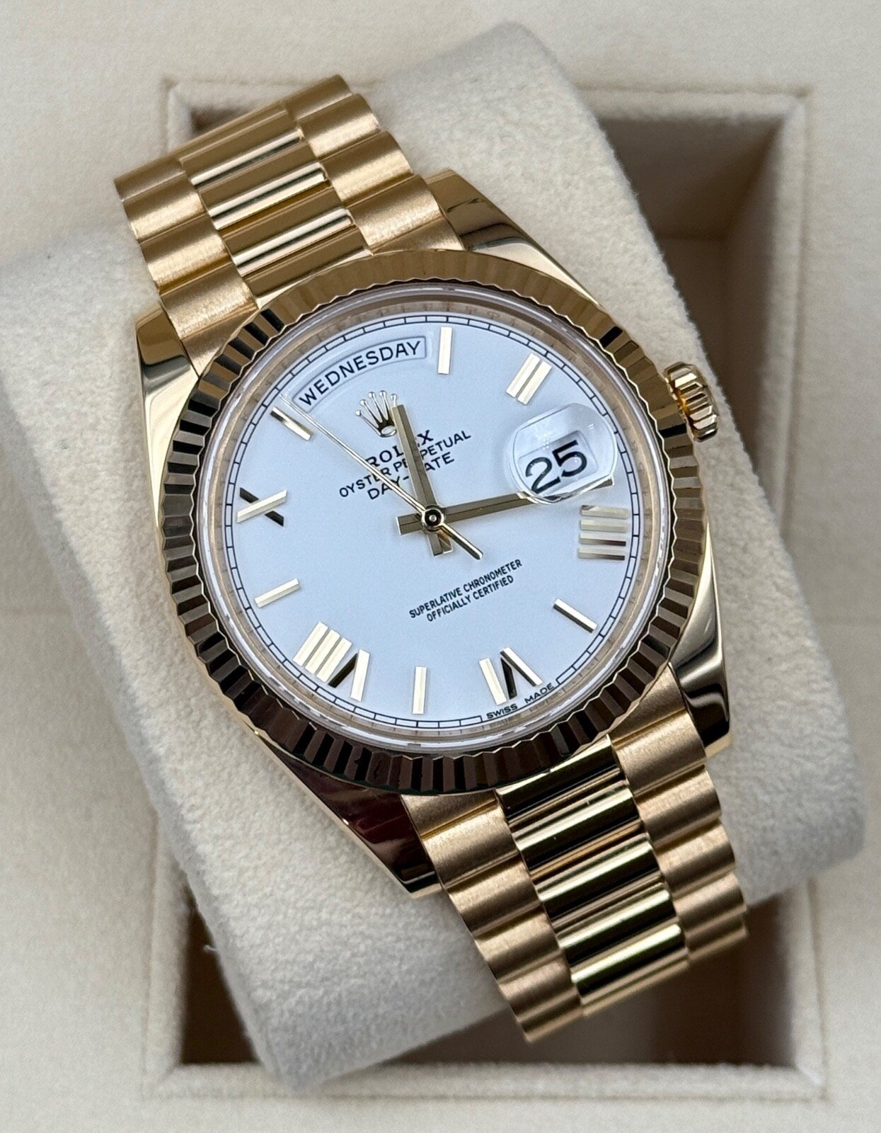 Rolex 40mm 18K Yellow Gold Day Date President 228238 White Roman