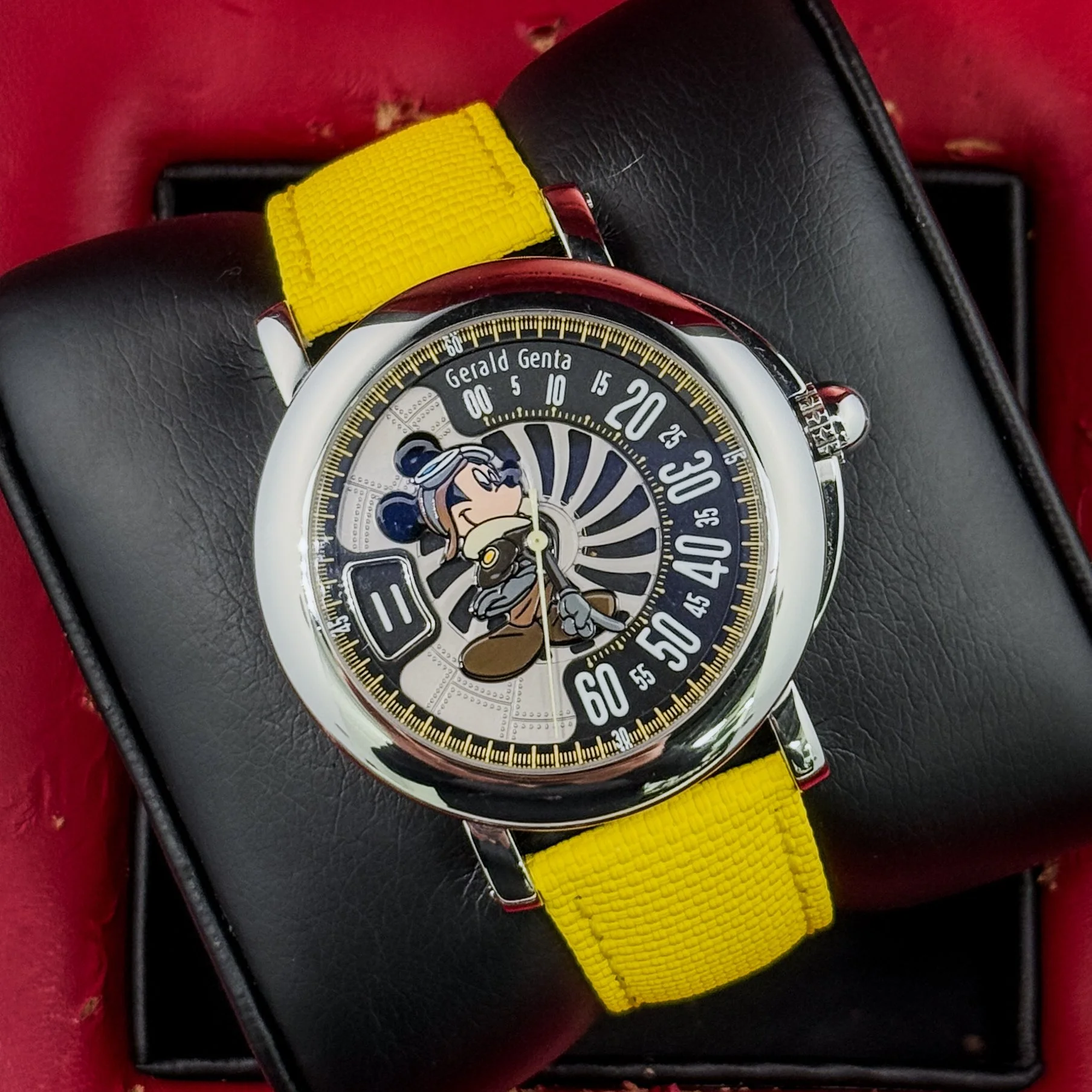 Gérald Genta Arena Bi-Retro Fantasy Retro Mickey Mouse Aviator Steel Watch RSF.X.10