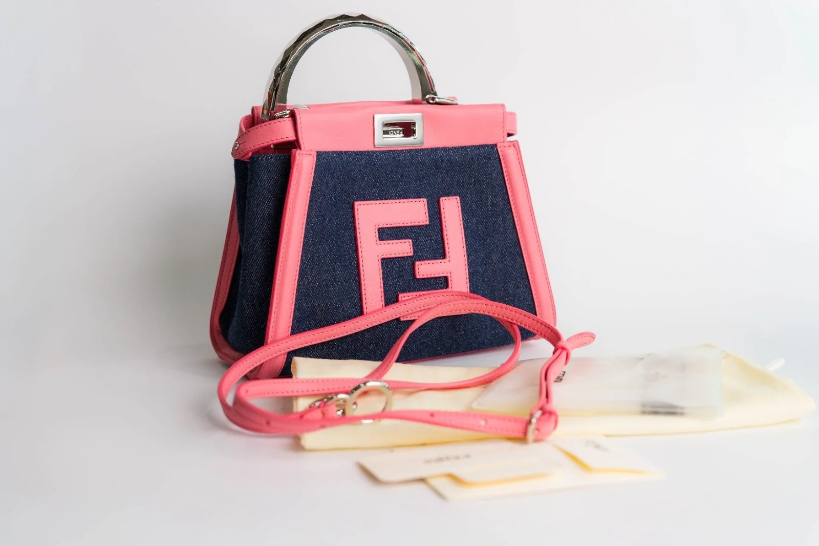 fendi-peekaboo-denim-pink-08.jpg