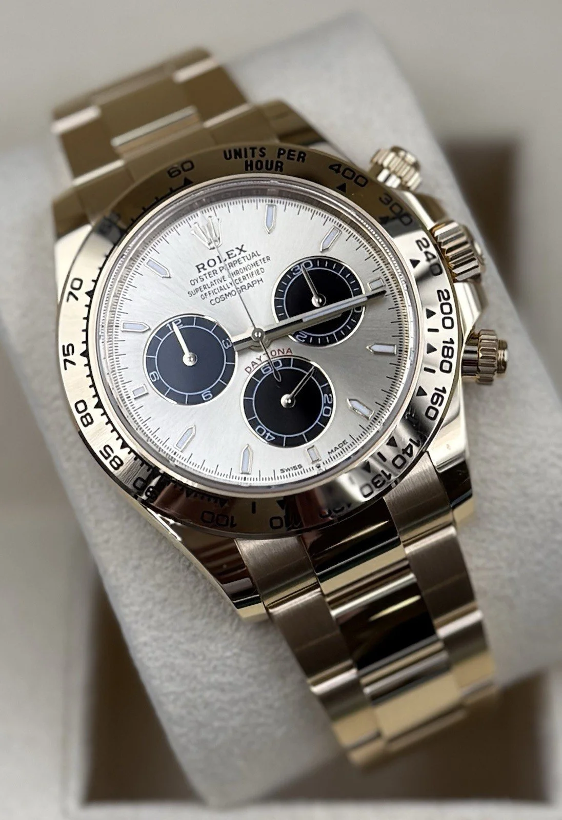 Rolex Daytona 126508 Pikachu Complete 18k Yellow Gold Champagne Men's Watch 40mm