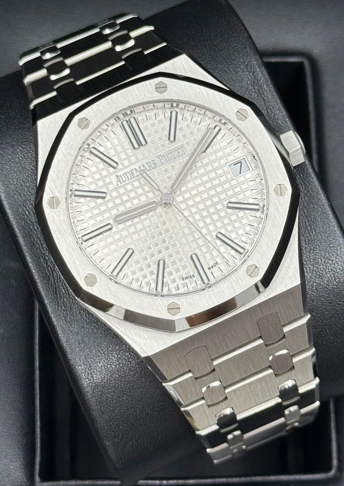 Audemars Piguet Royal Oak 15510ST.OO.1320ST.03 50th Anniversary 41mm Mens Watch